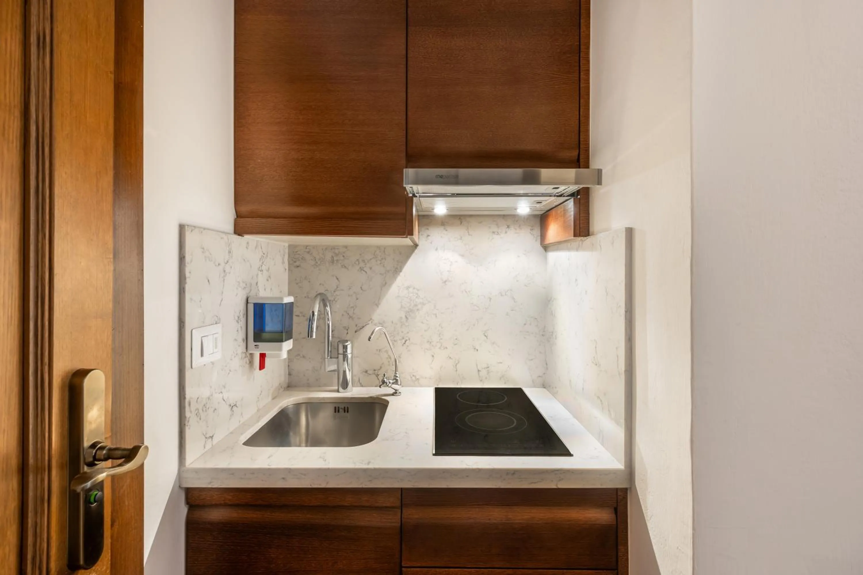 Kitchen or kitchenette in Palazzo Catalani Resort