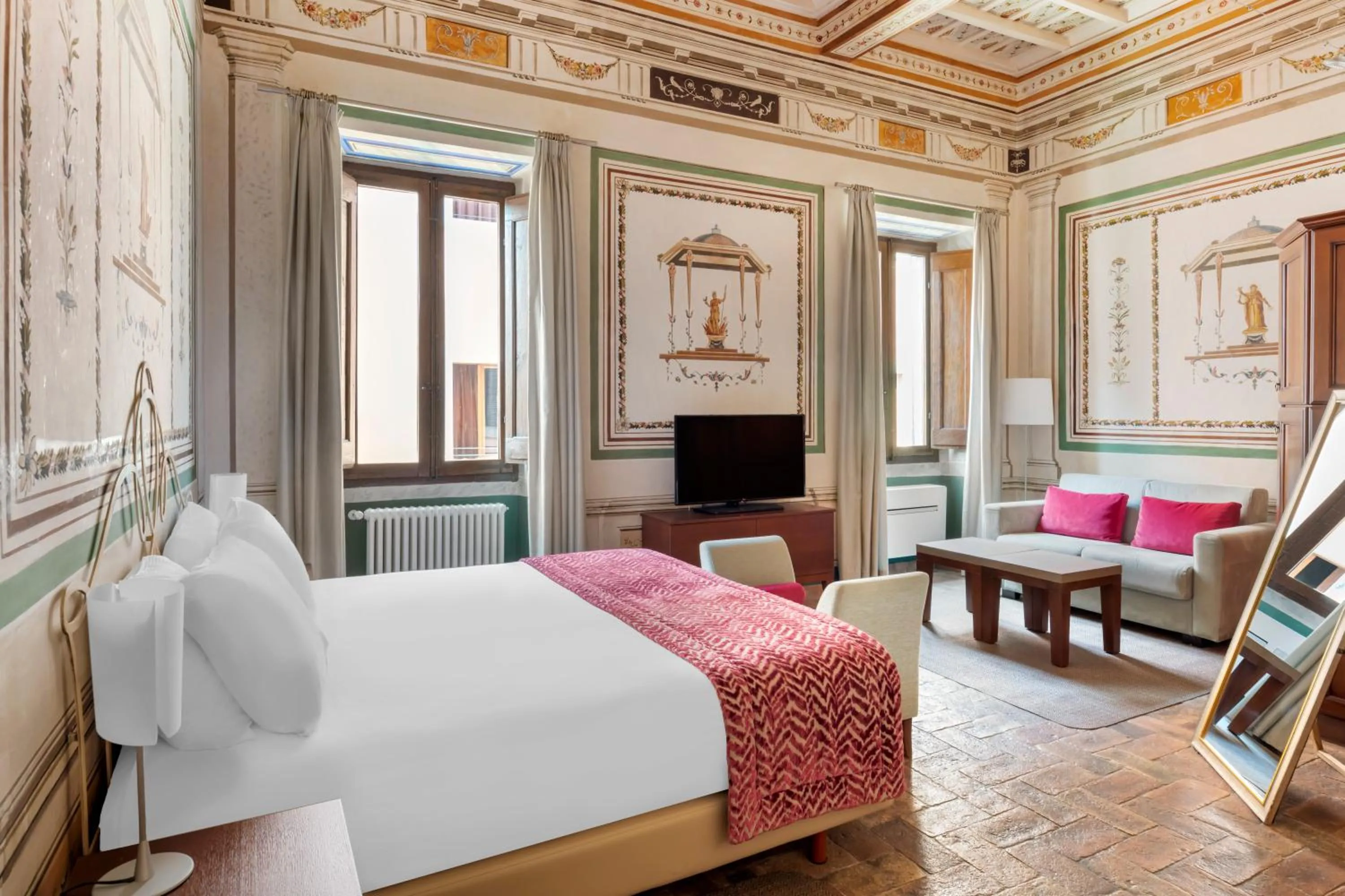 Bed in Palazzo Catalani Resort