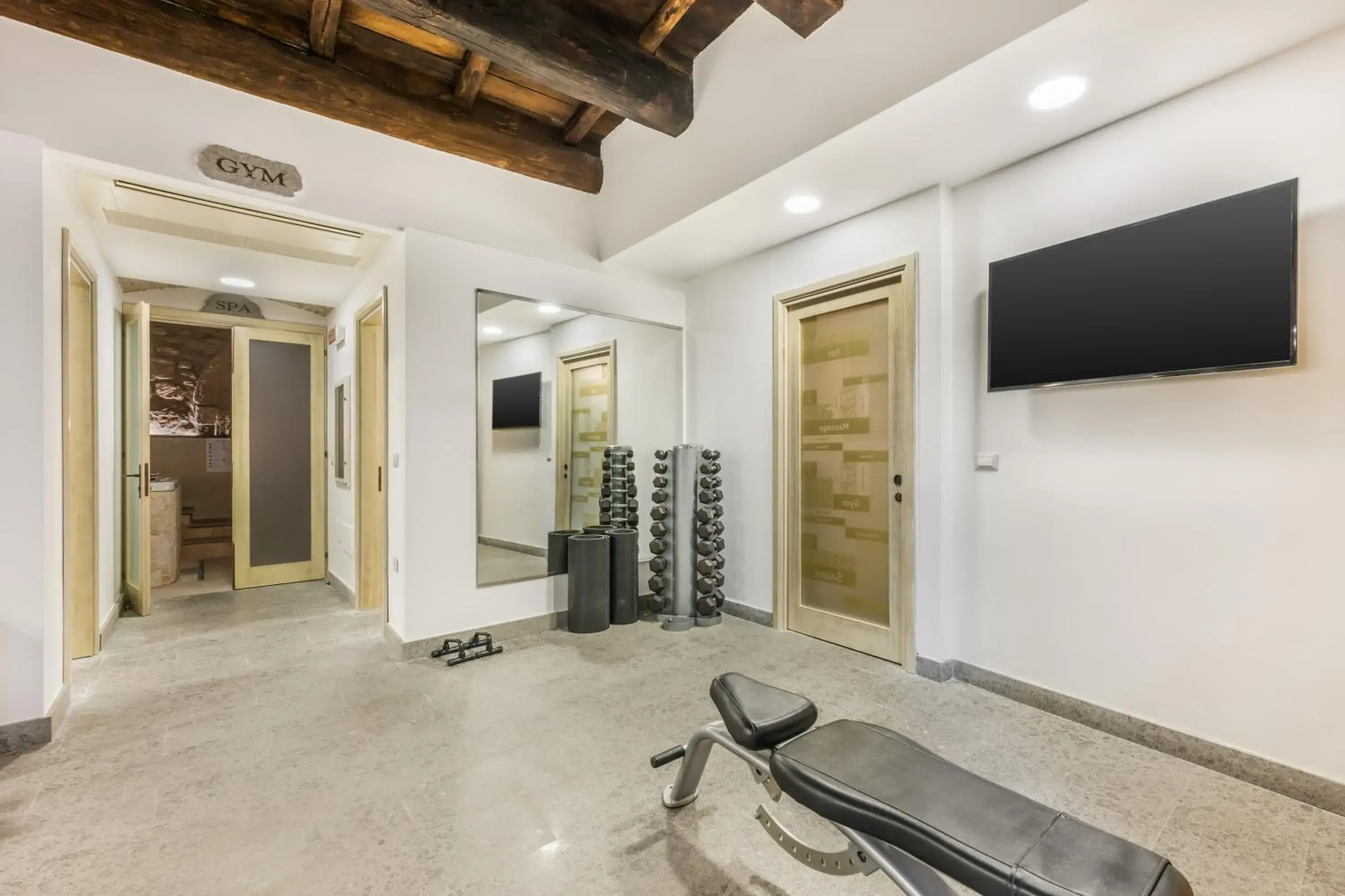 Fitness centre/facilities in Palazzo Catalani Resort Fitness centre/facilities in Palazzo Catalani Resort