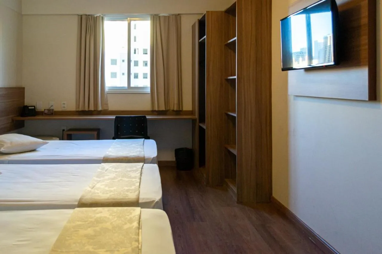 Bedroom, Bed in Hotel Malibu Inn Campinas