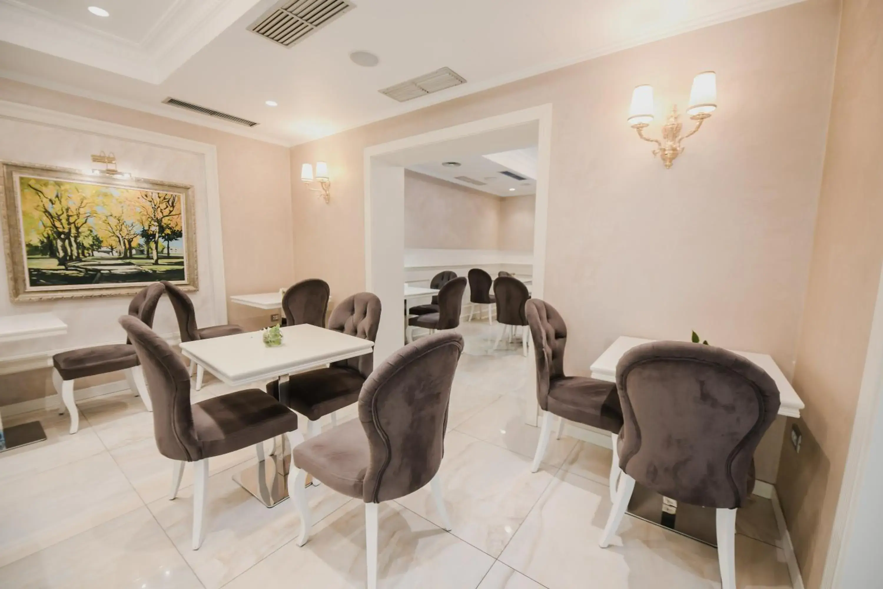 Lounge or bar in Lot Boutique Hotel by Hotels and Preference Lounge or bar in Lot Boutique Hotel by Hotels and Preference