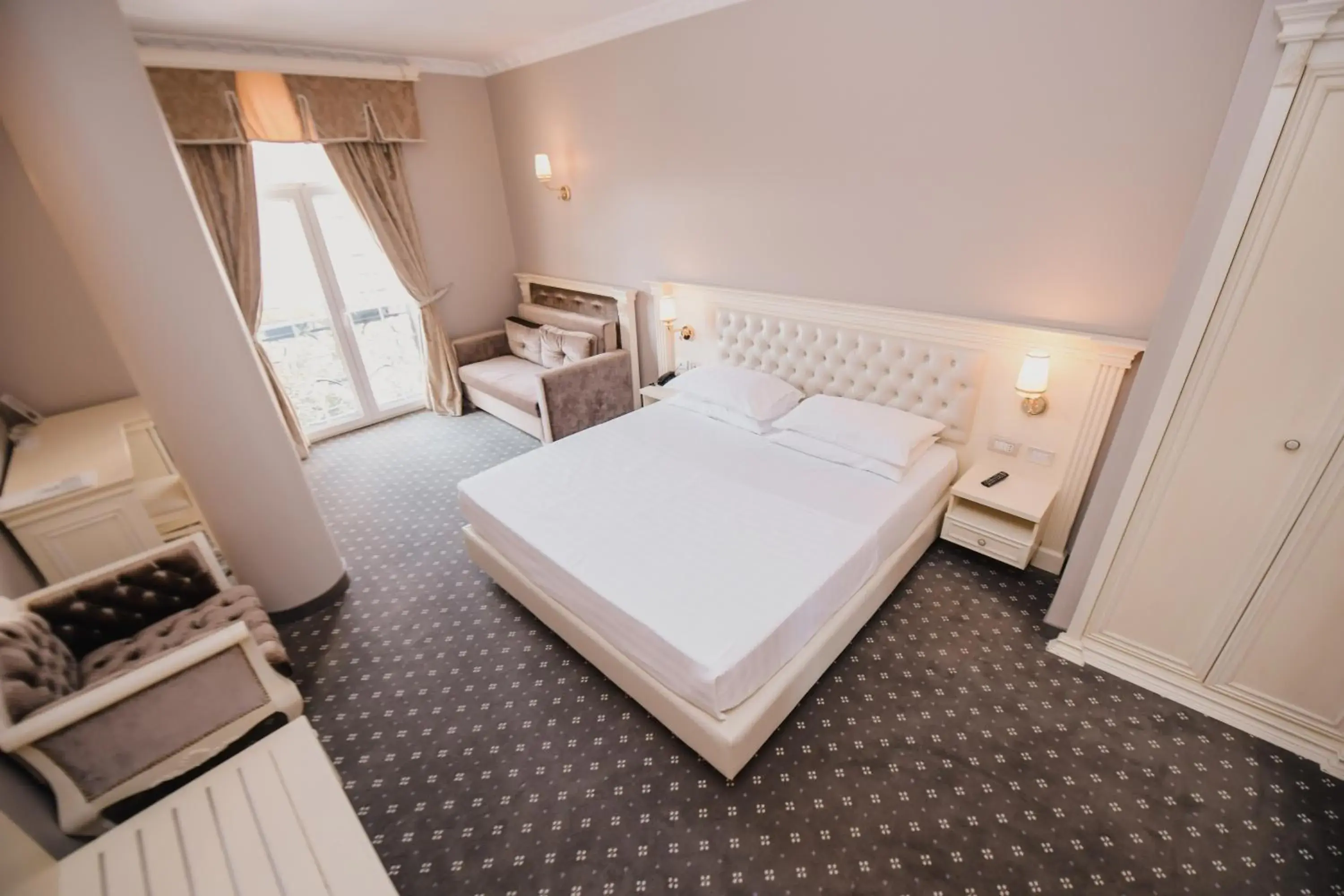 Bed in Lot Boutique Hotel by Hotels and Preference Bed in Lot Boutique Hotel by Hotels and Preference