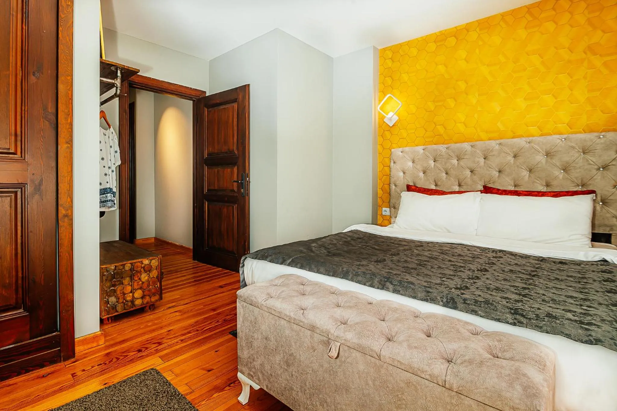 Bed in Historic Galata