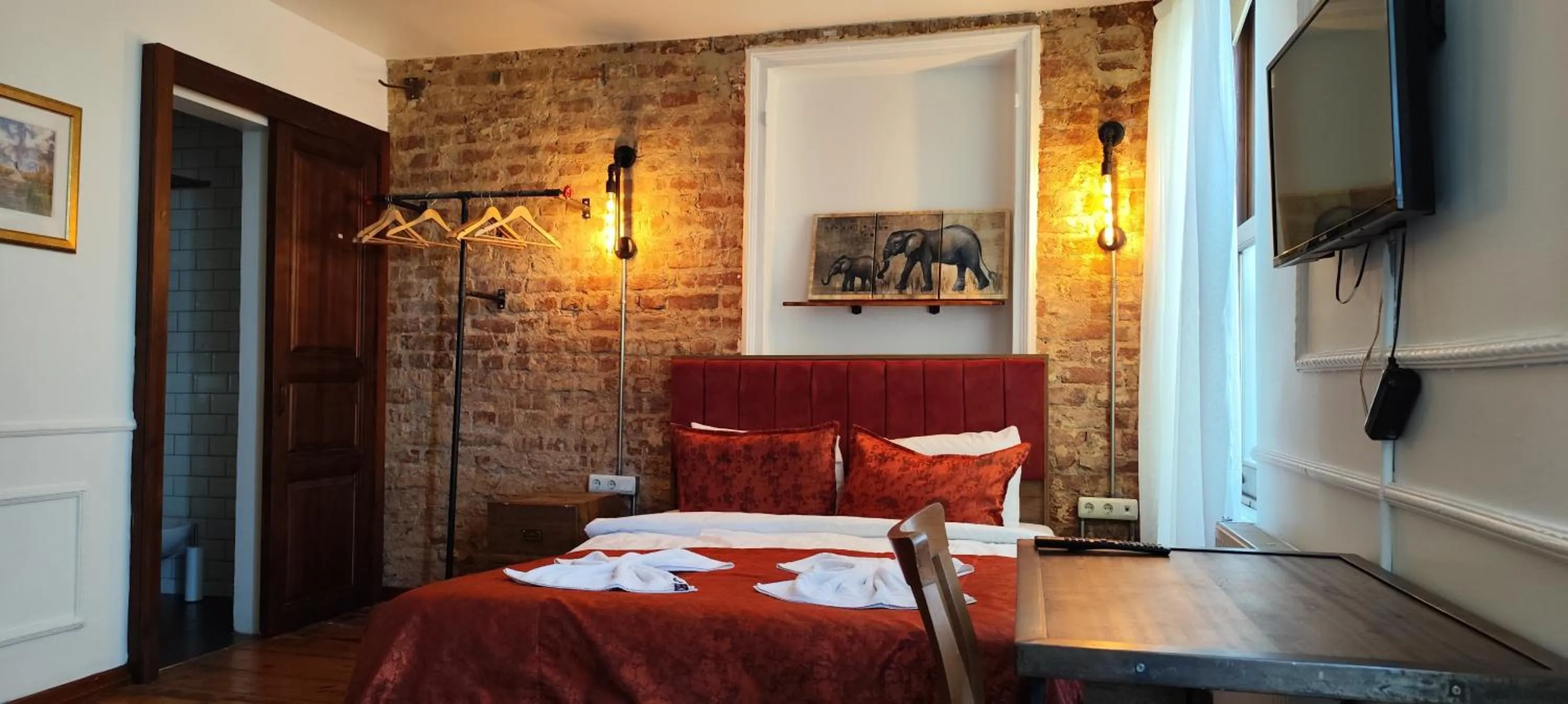 Bed in Stories Of Galata