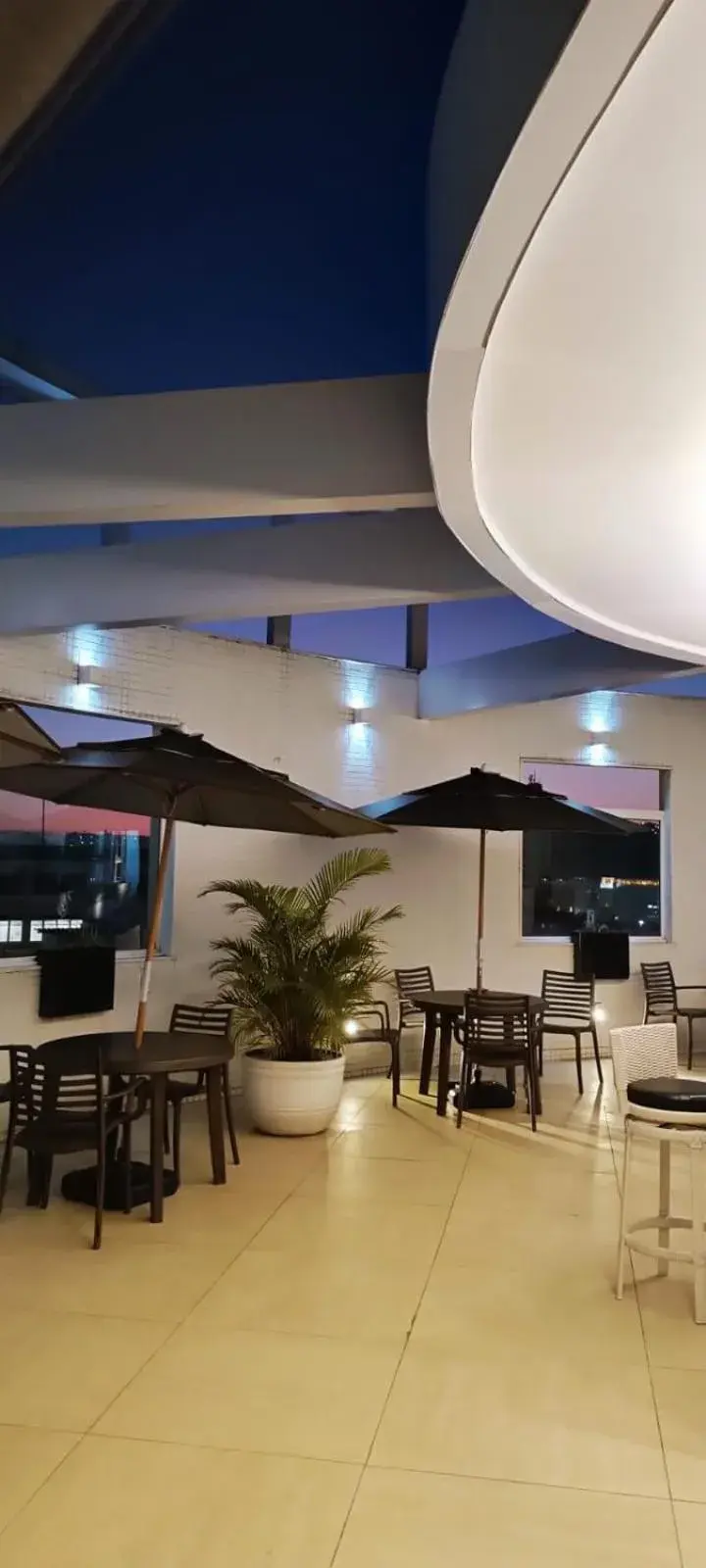 Restaurant/places to eat in Hotel Atlântico Tower Restaurant/places to eat in Hotel Atlântico Tower