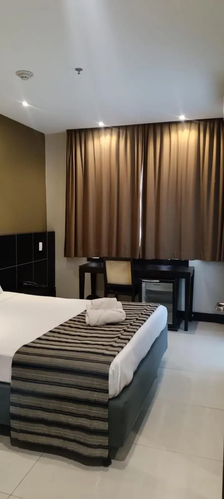 Bed in Hotel Atlântico Tower