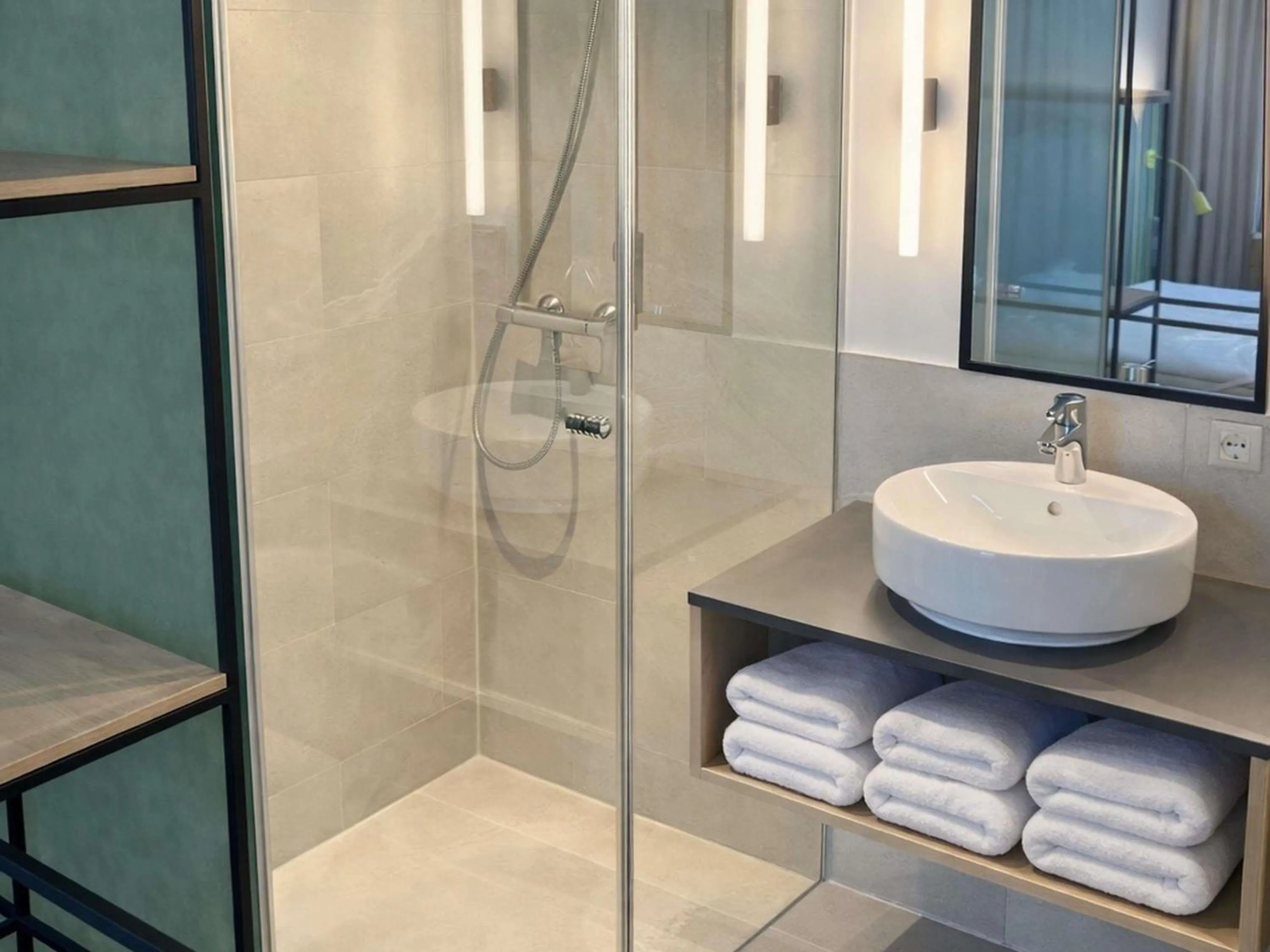 Double Room with One Double Bed or Two Single Beds in IBIS STYLES MUENCHEN AIRPORT