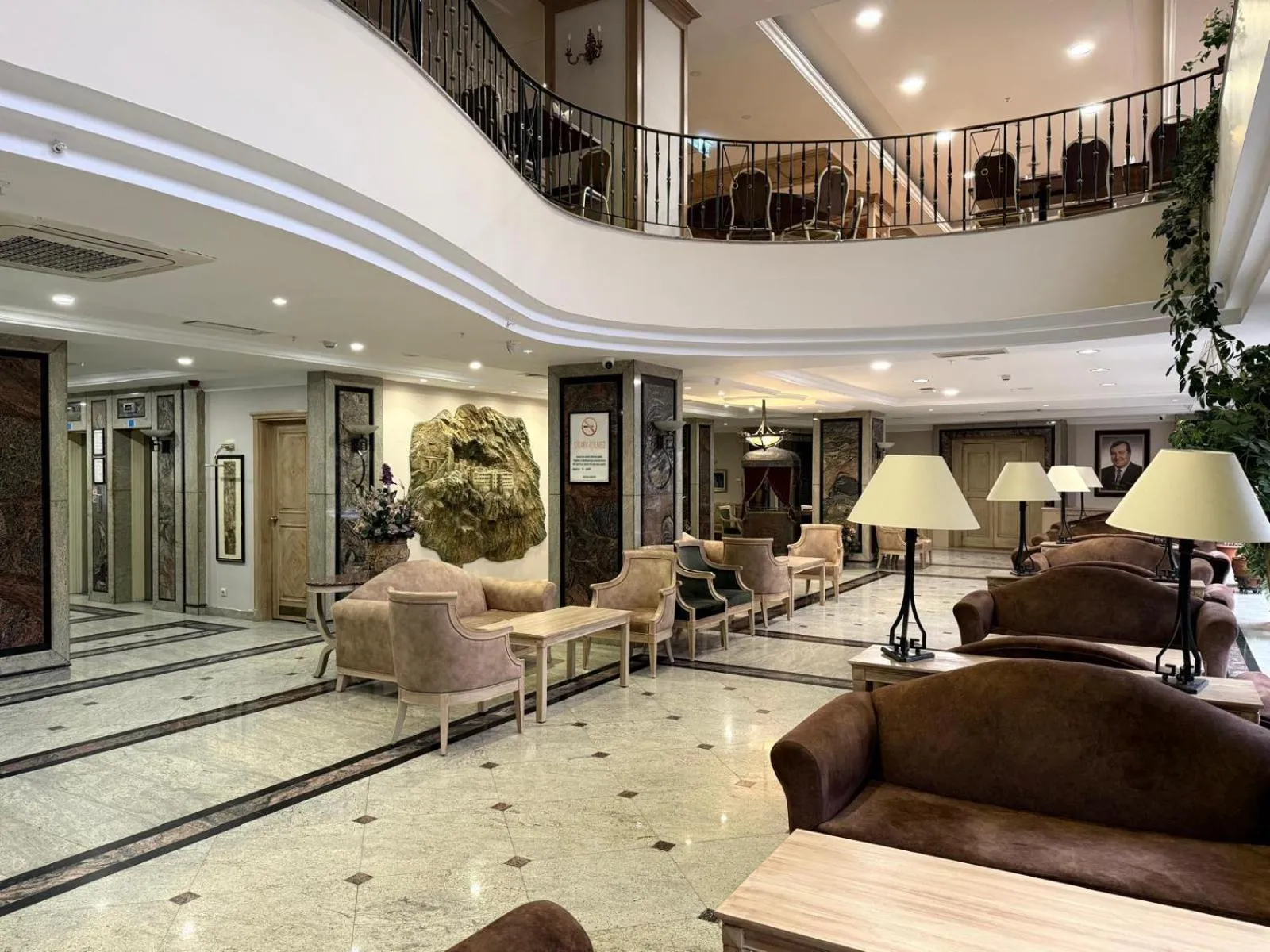 Lobby or reception in Büyük Sümela Otel
