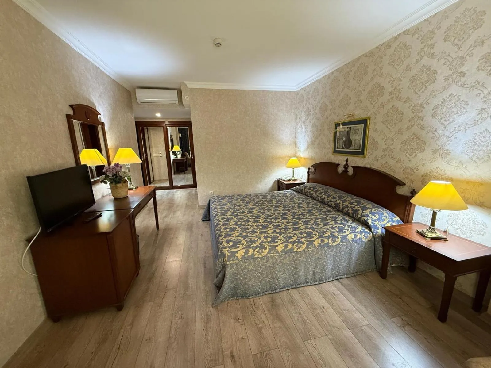 Bed in Büyük Sümela Otel