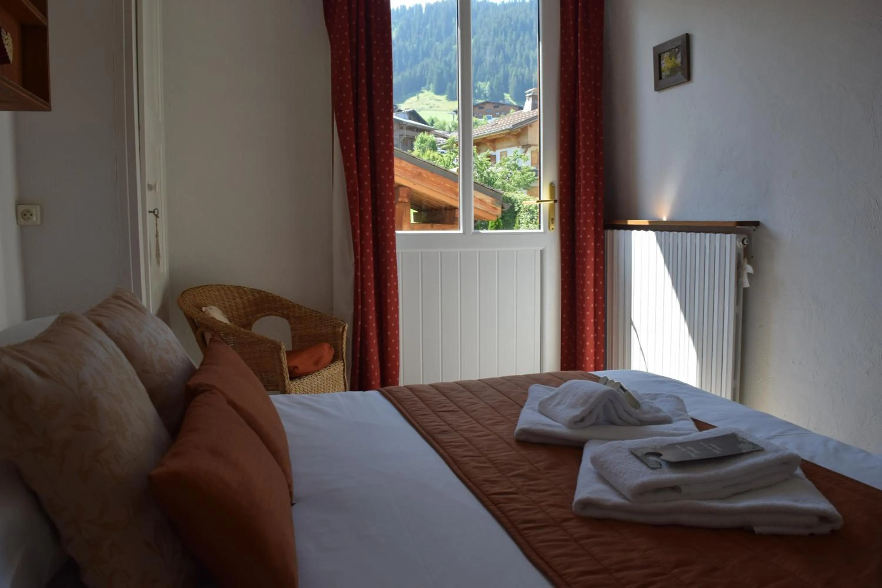 Summer in Hotel Sylvana