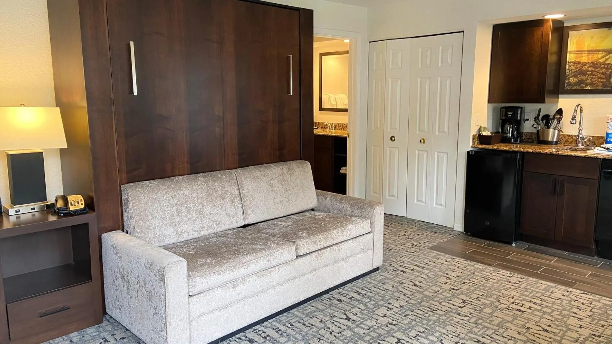 Living room in Club Wyndham Branson at The Falls