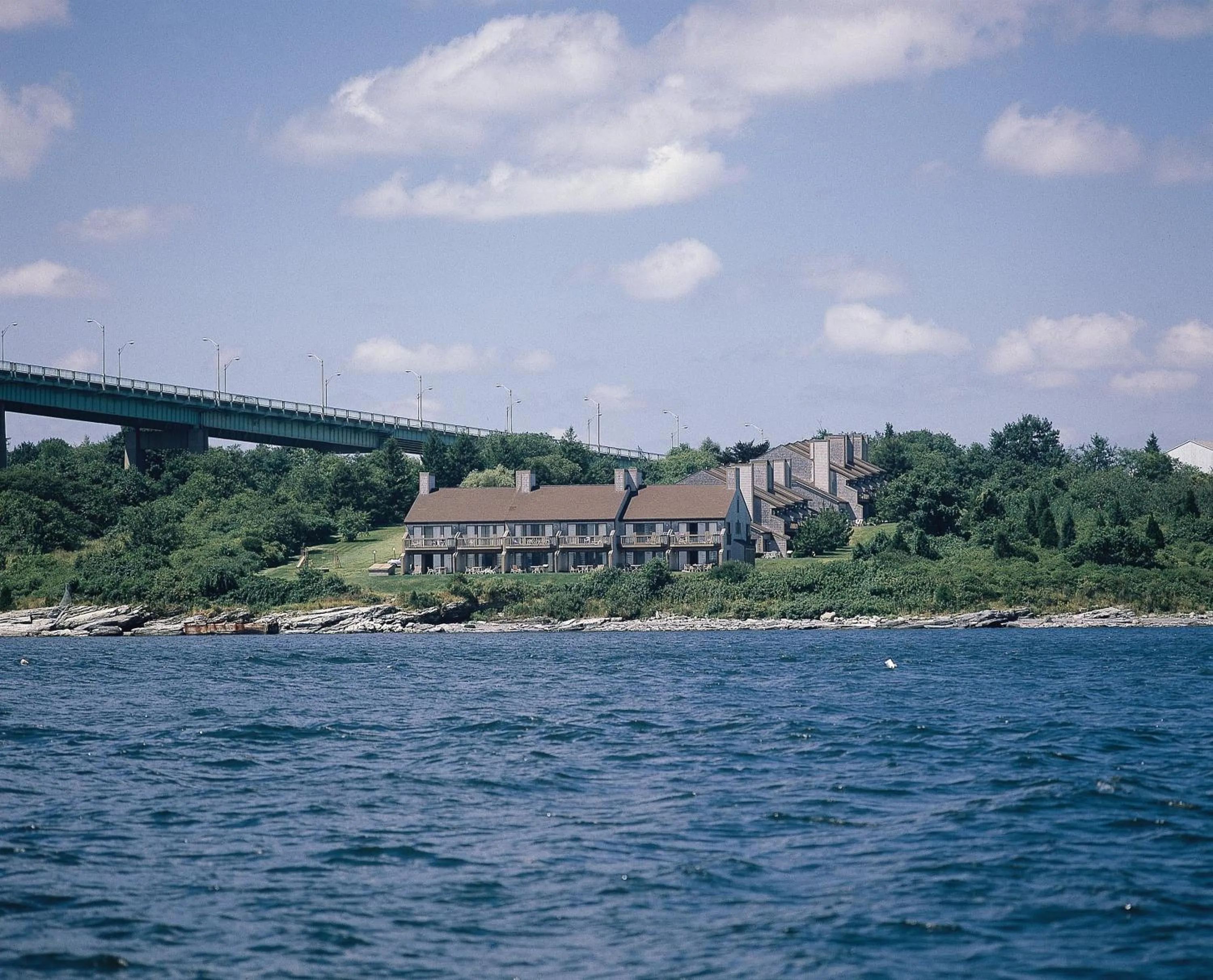 Property building in Club Wyndham Newport Overlook