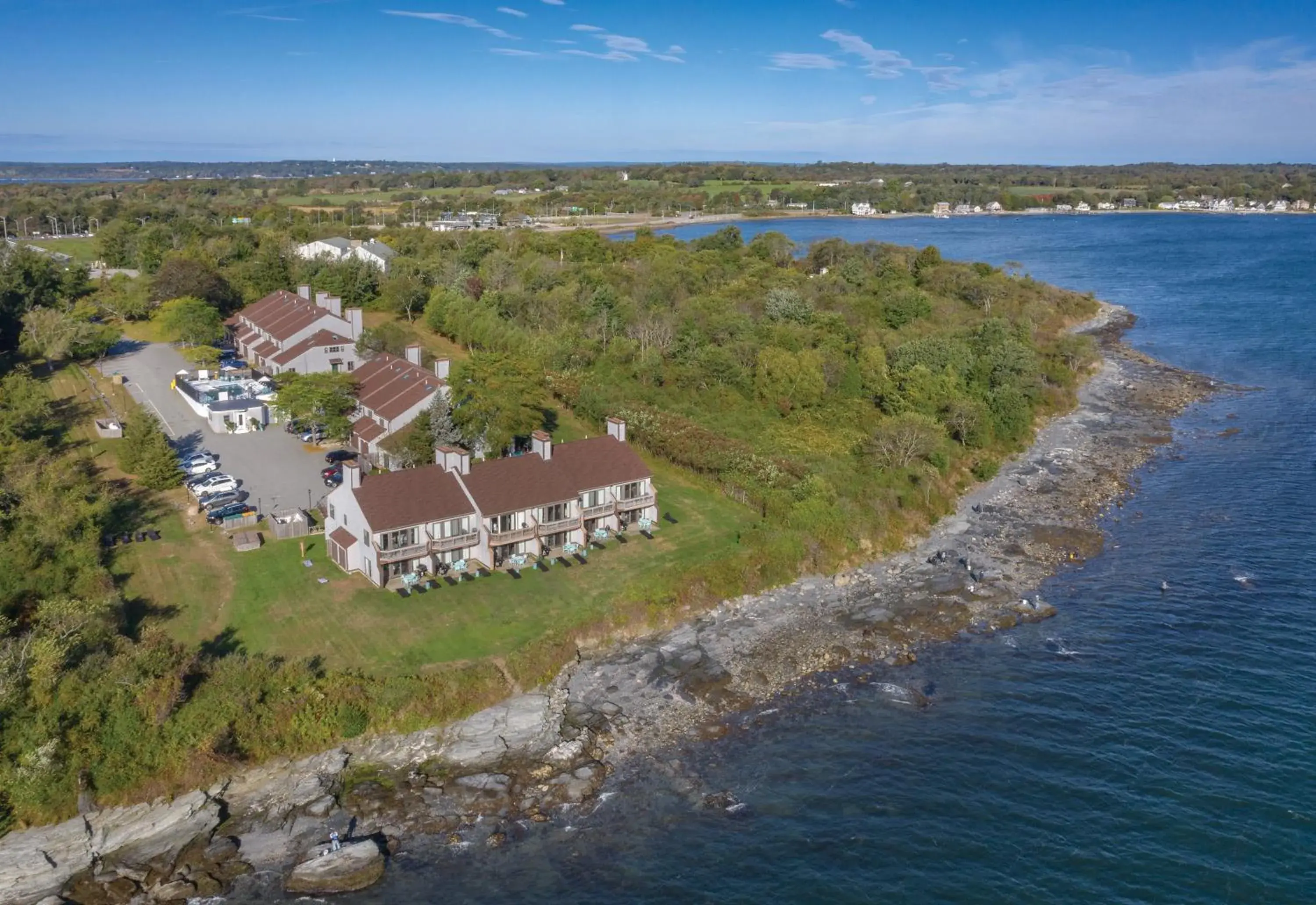 Property building in Club Wyndham Newport Overlook Property building in Club Wyndham Newport Overlook