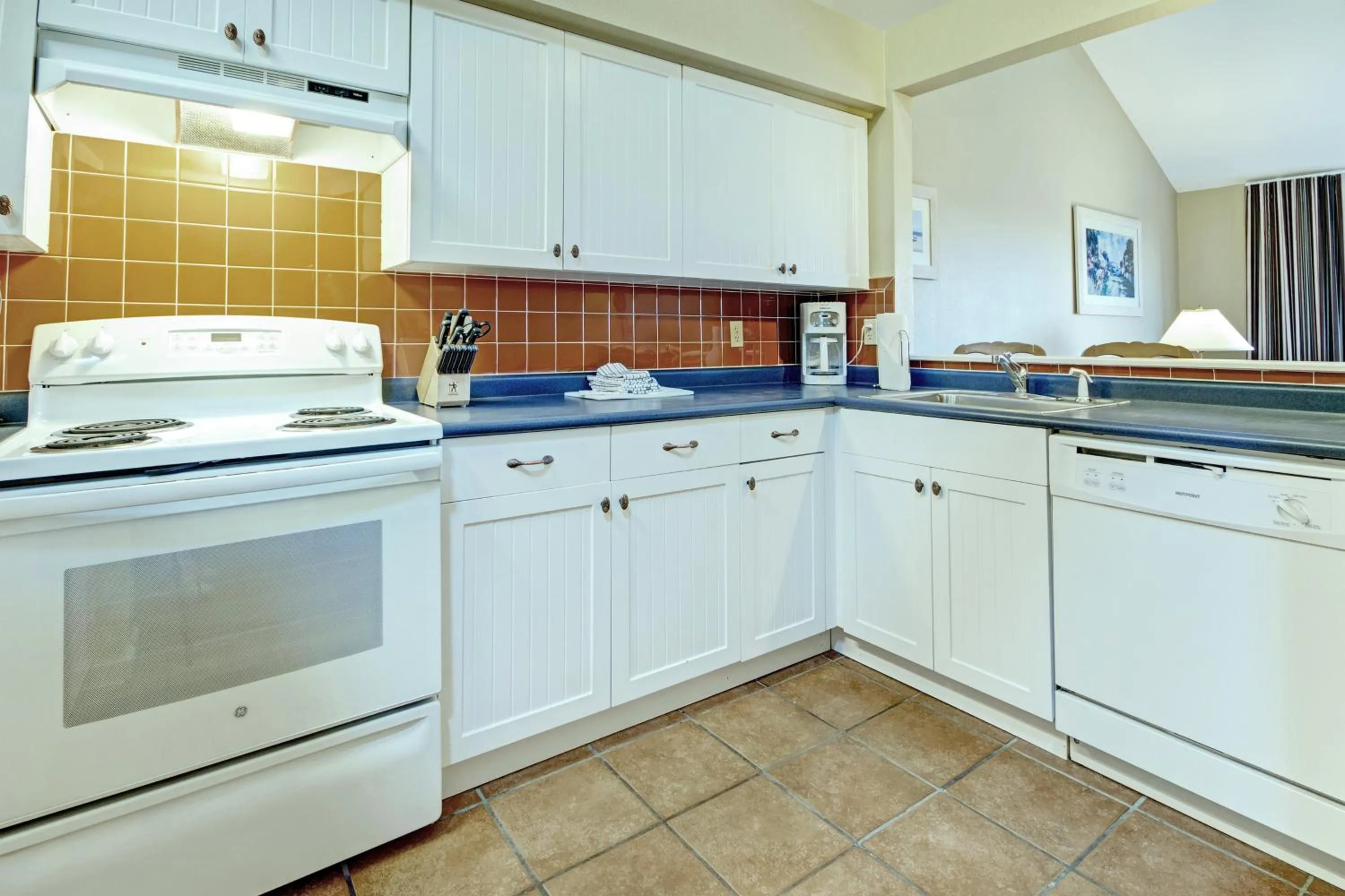 Bedroom in Club Wyndham Newport Overlook