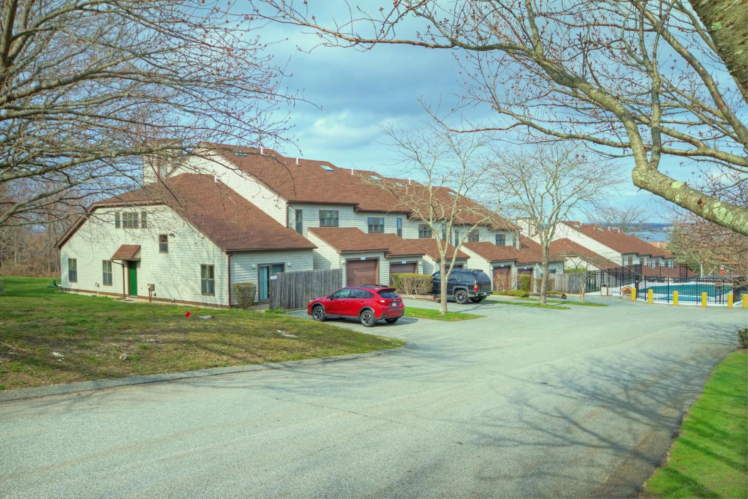 Property building in Club Wyndham Newport Overlook