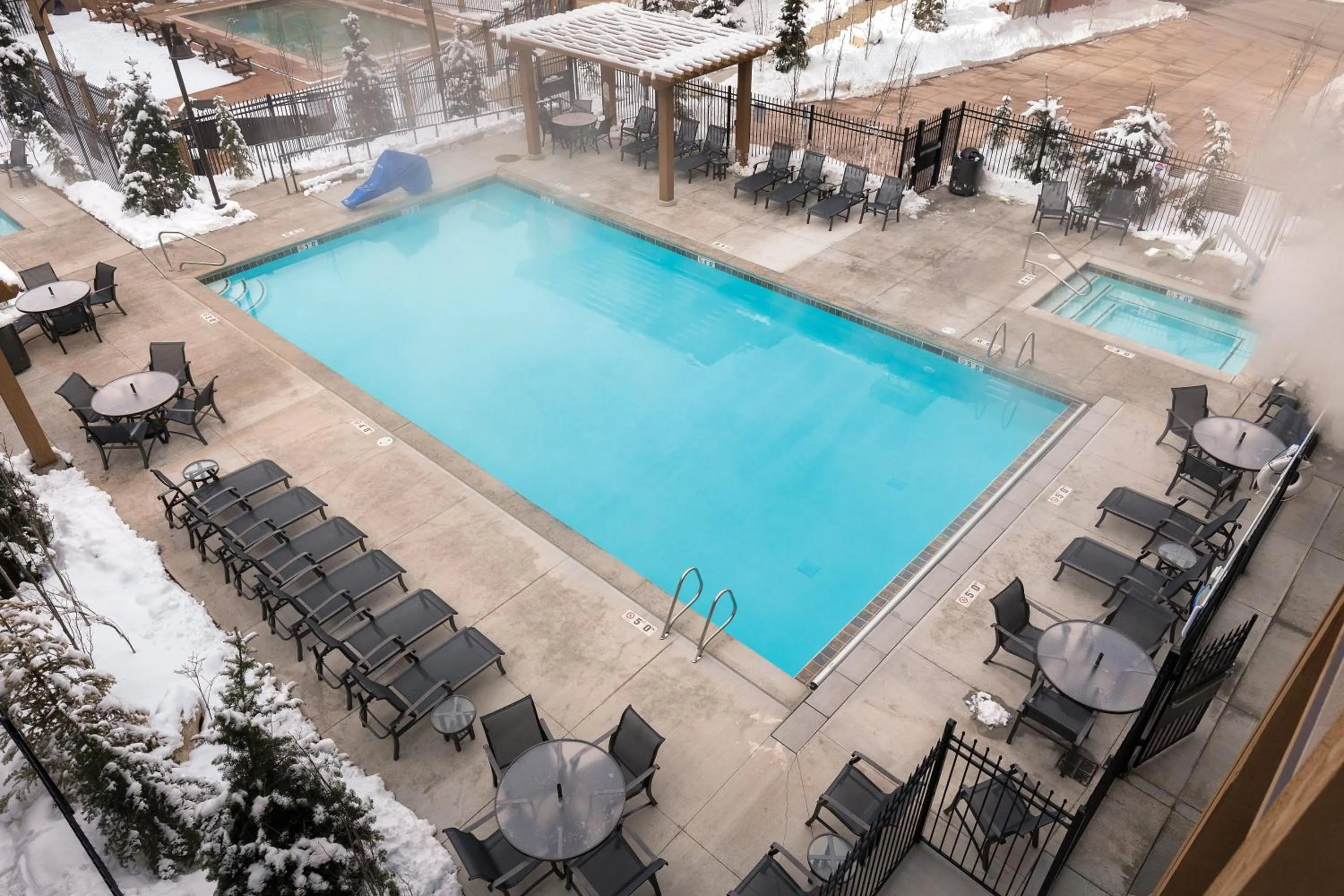 Swimming pool in Club Wyndham Park City