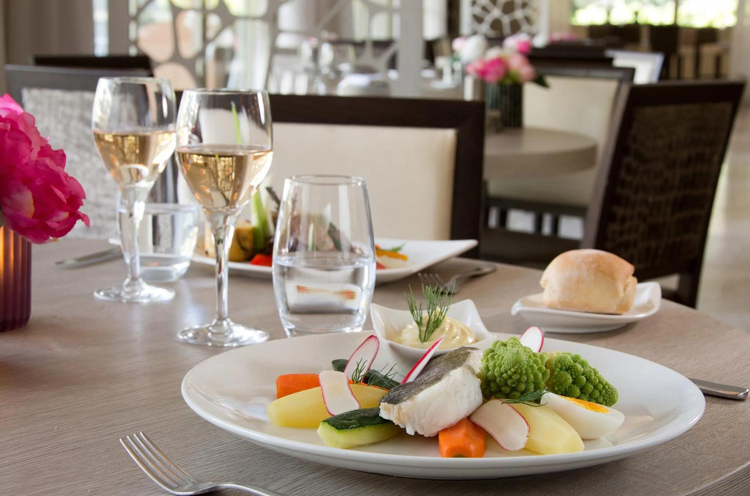 Restaurant/places to eat in The Originals Résidence, Les Strélitzias