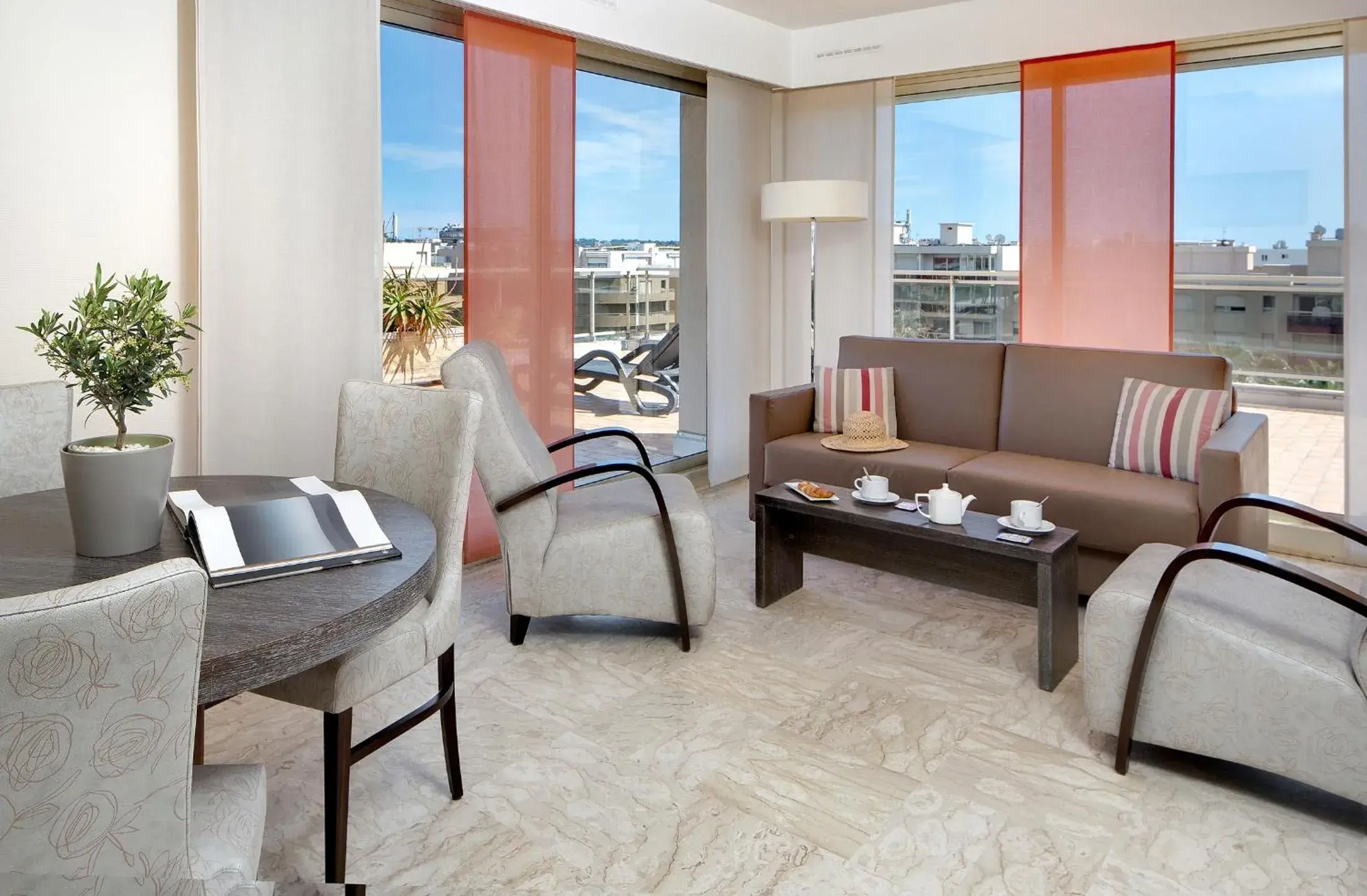 Two-Bedroom Apartment in The Originals Résidence, Les Strélitzias Two-Bedroom Apartment in The Originals Résidence, Les Strélitzias