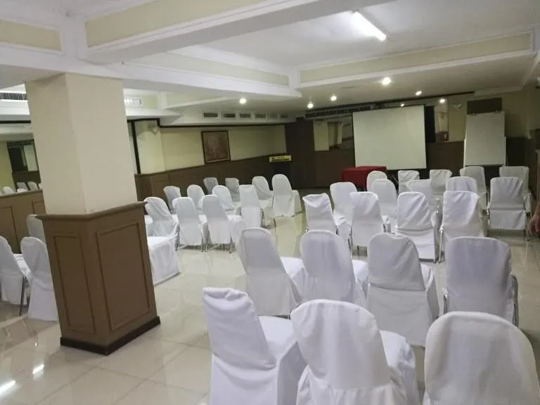 Banquet/Function facilities in Hotel Ambassador