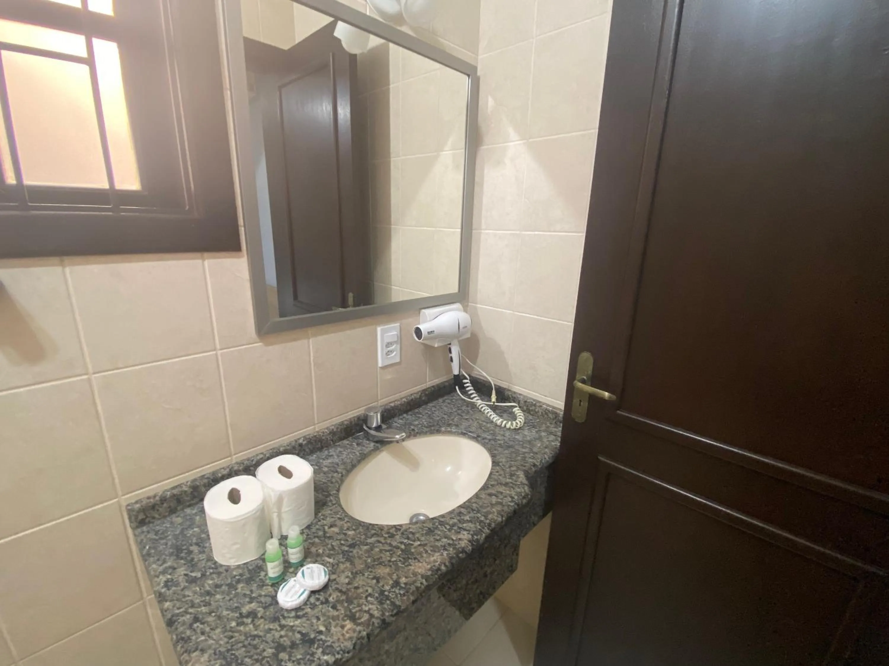 Bathroom in Pousada Canasvieiras