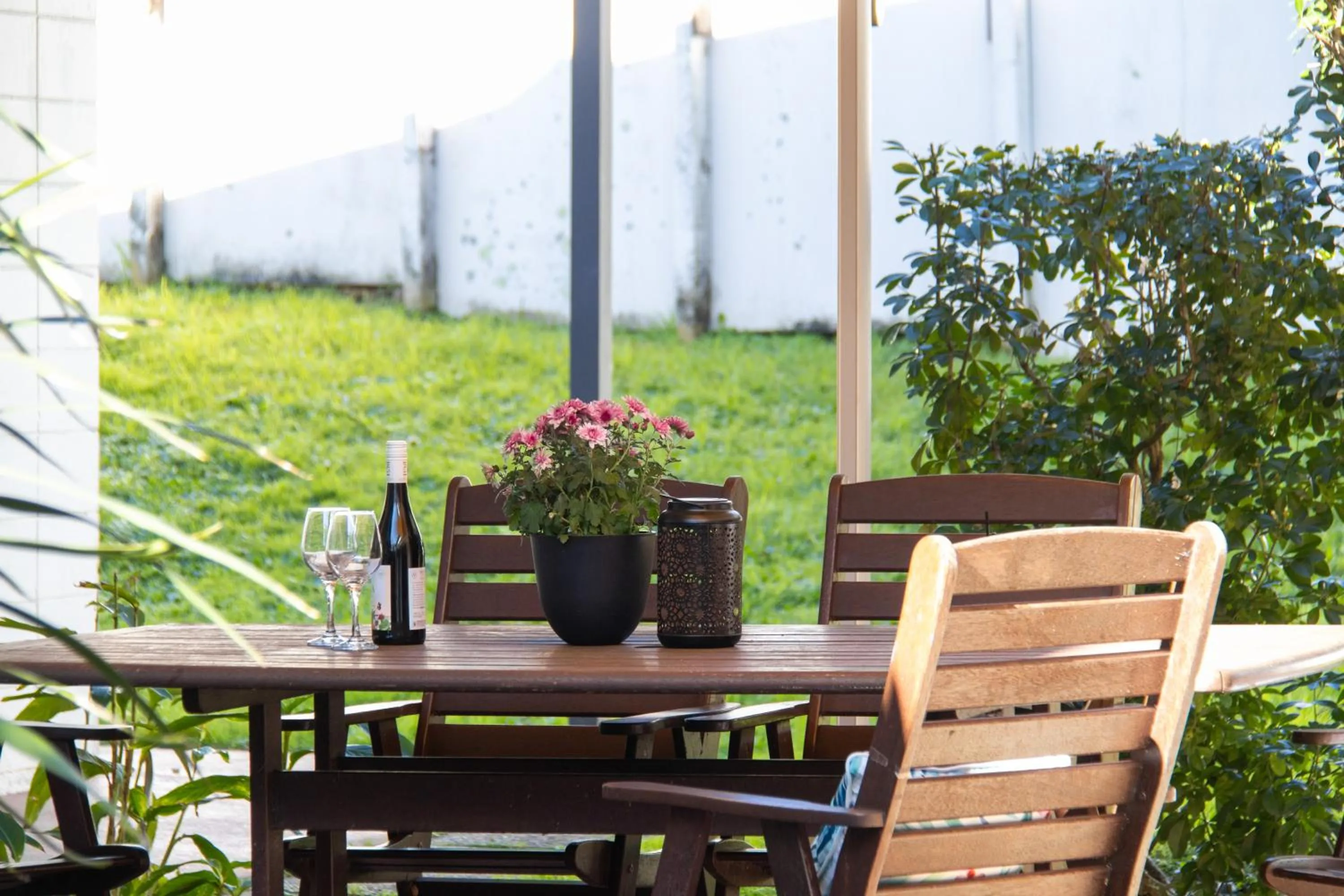 Patio in Epsom Motel