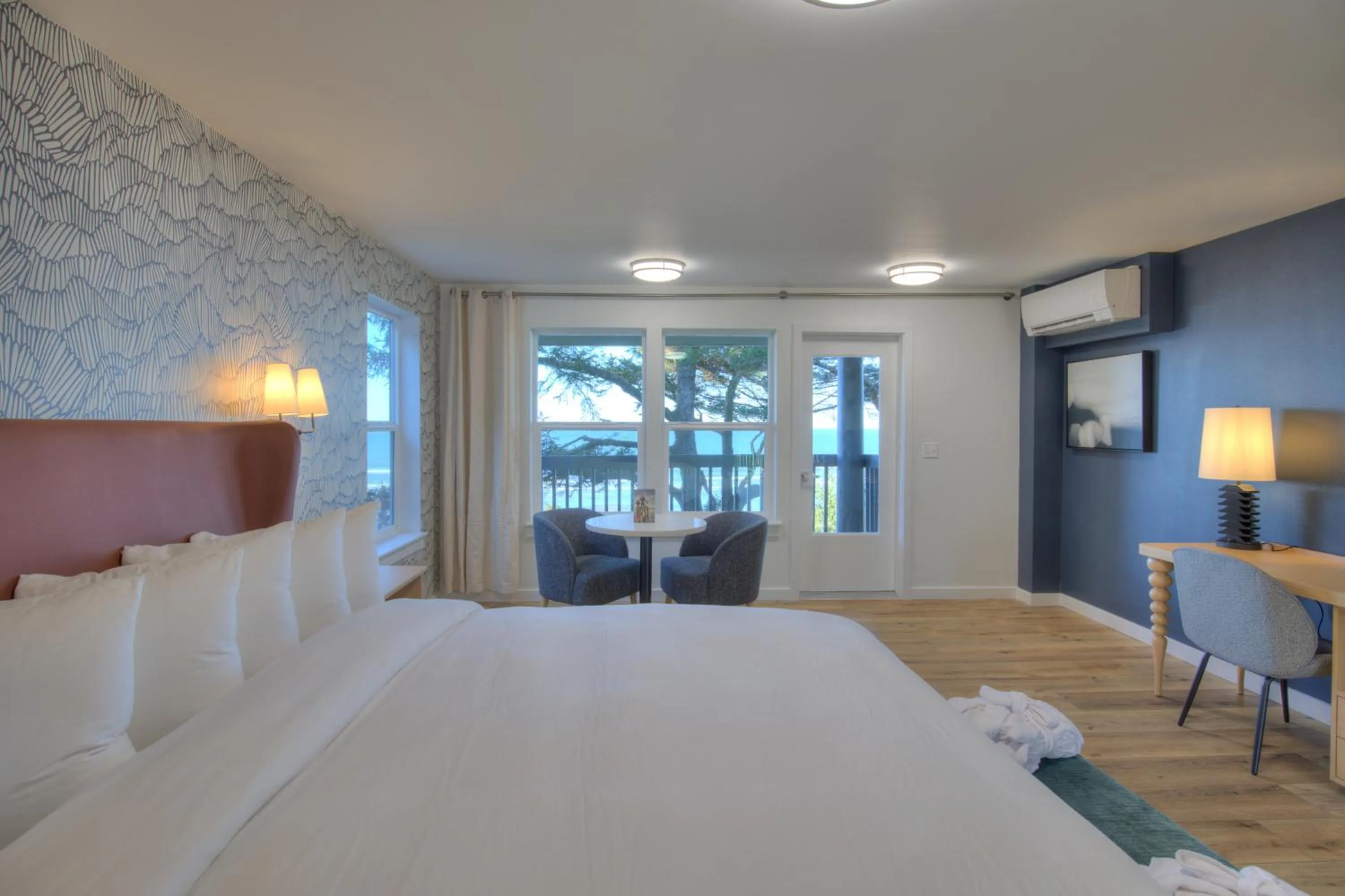 Bed in Ocean Crest Resort