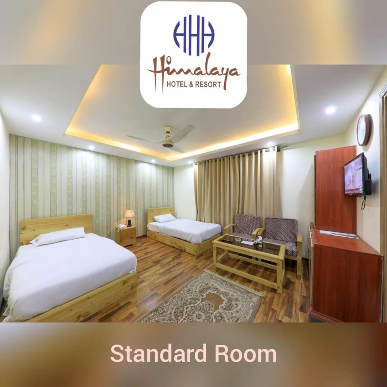 Bed in Hotel Himalaya Skardu