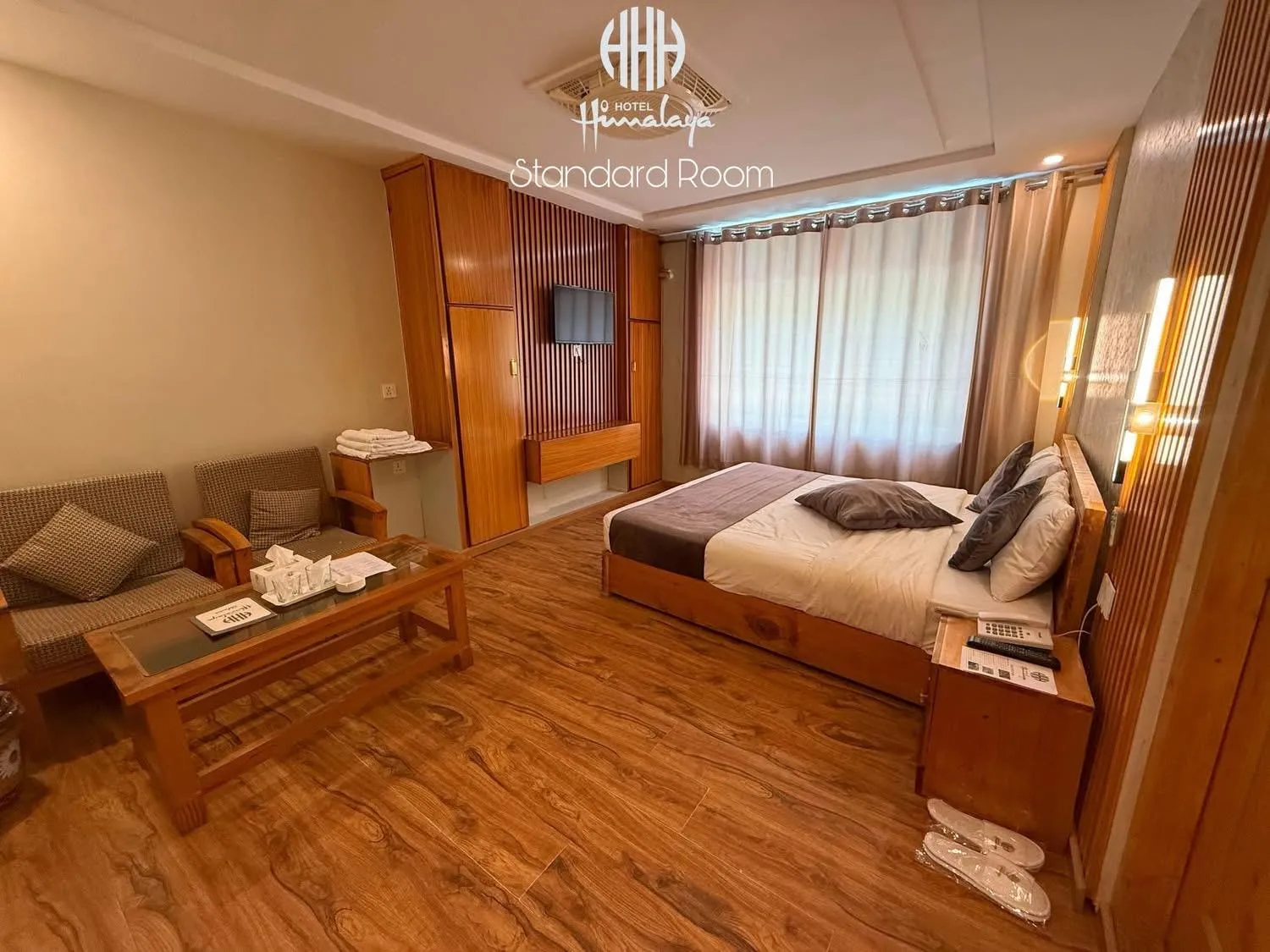 Bed in Hotel Himalaya Skardu
