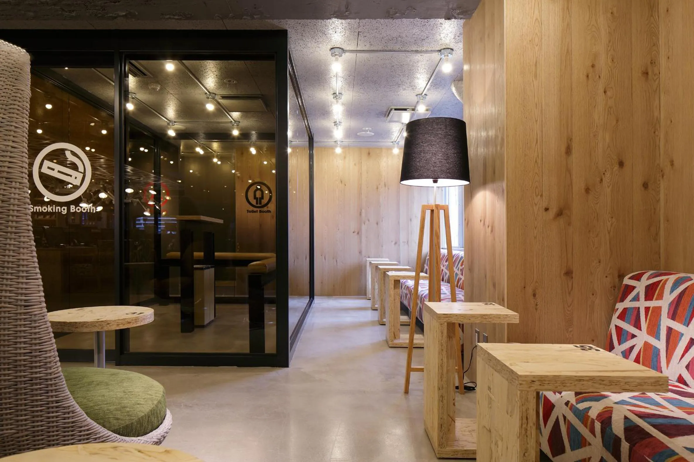 Lobby or reception in Booth Netcafe & Capsule