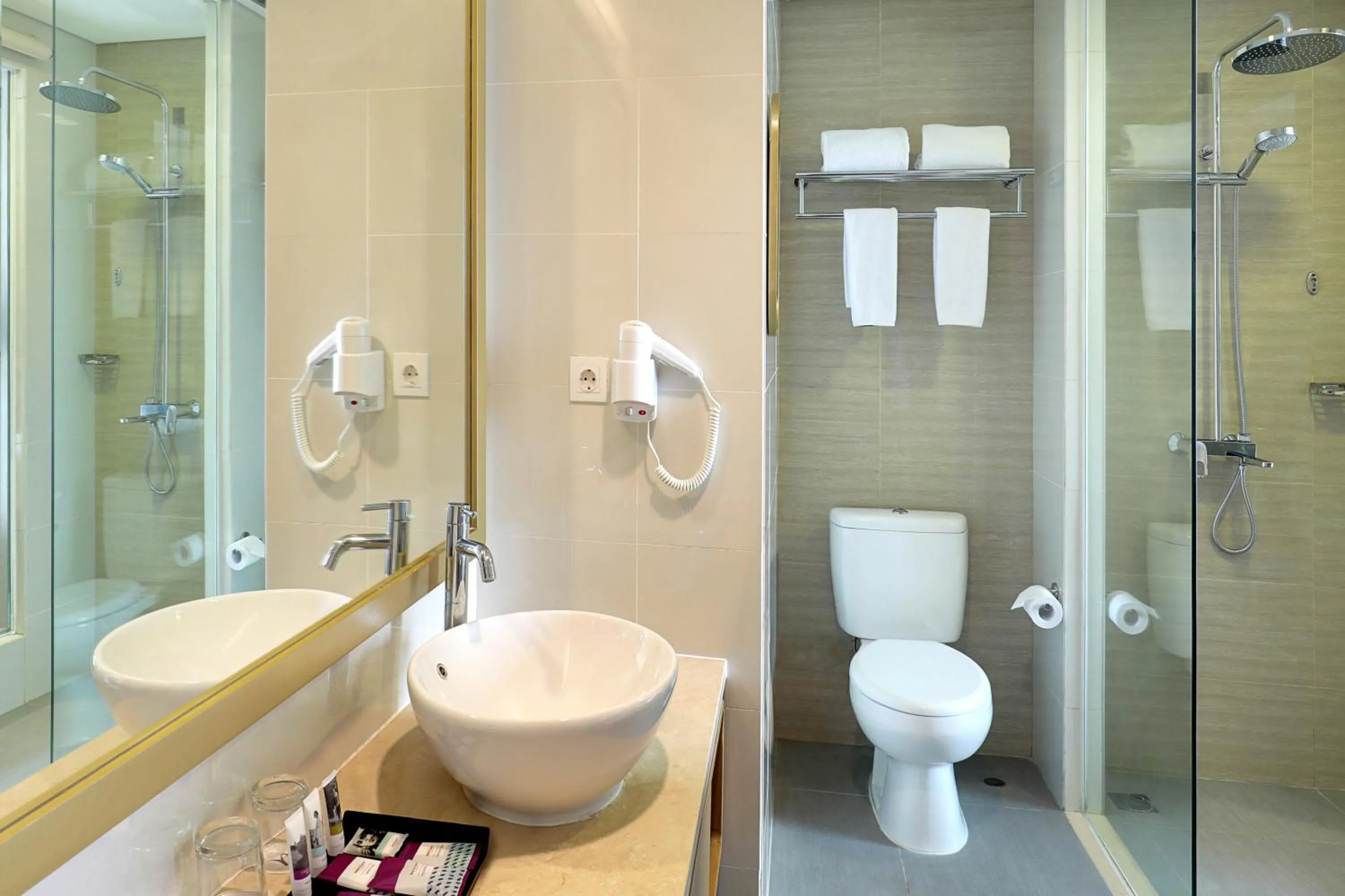 Bathroom in Mercure Bandung Nexa Supratman