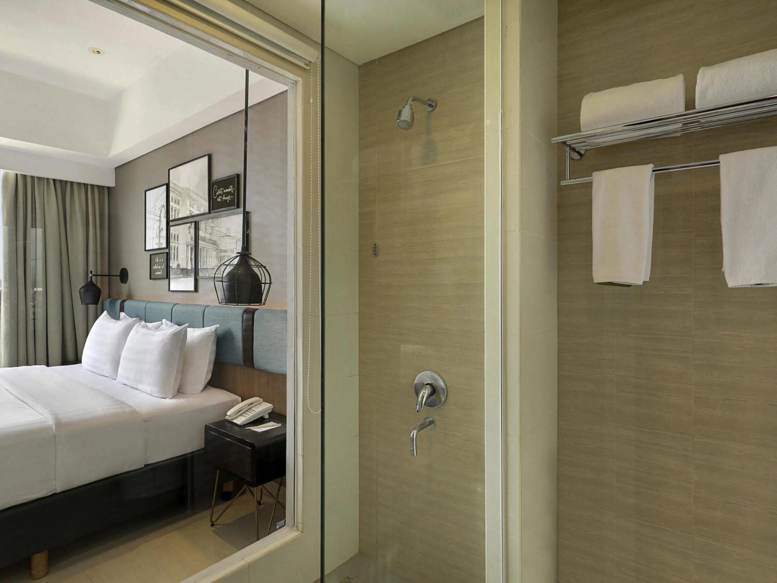 Bedroom, Bed in Mercure Bandung Nexa Supratman