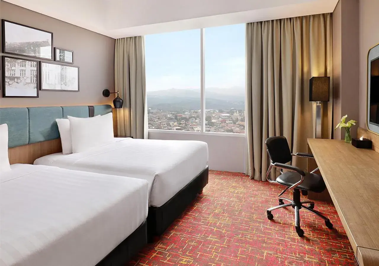 City view, Bed in Mercure Bandung Nexa Supratman City view, Bed in Mercure Bandung Nexa Supratman