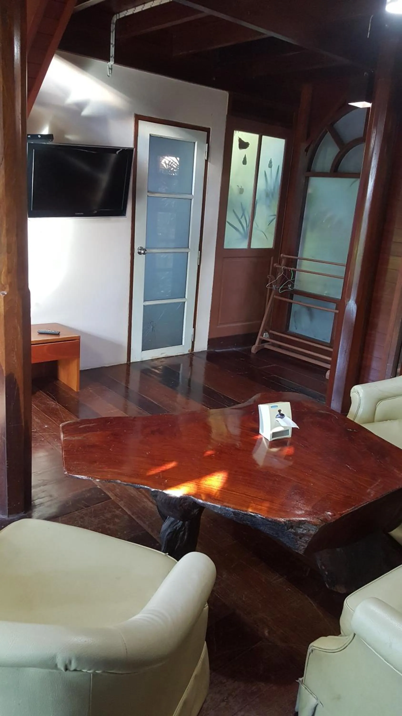 Deluxe Bungalow  (7 Adults) in Ruean Mai Chai Khlong