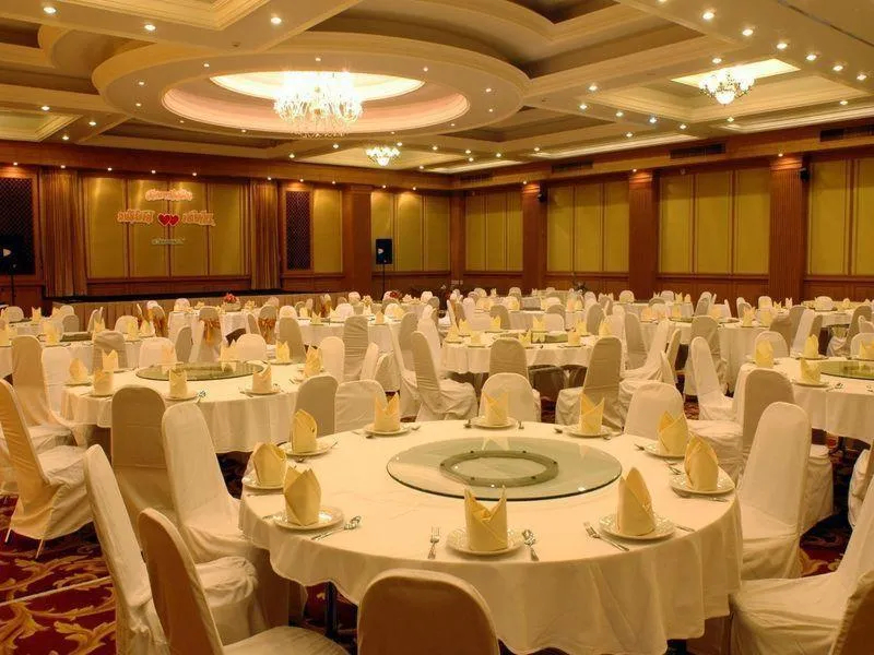 Business facilities in The Rich Hotel