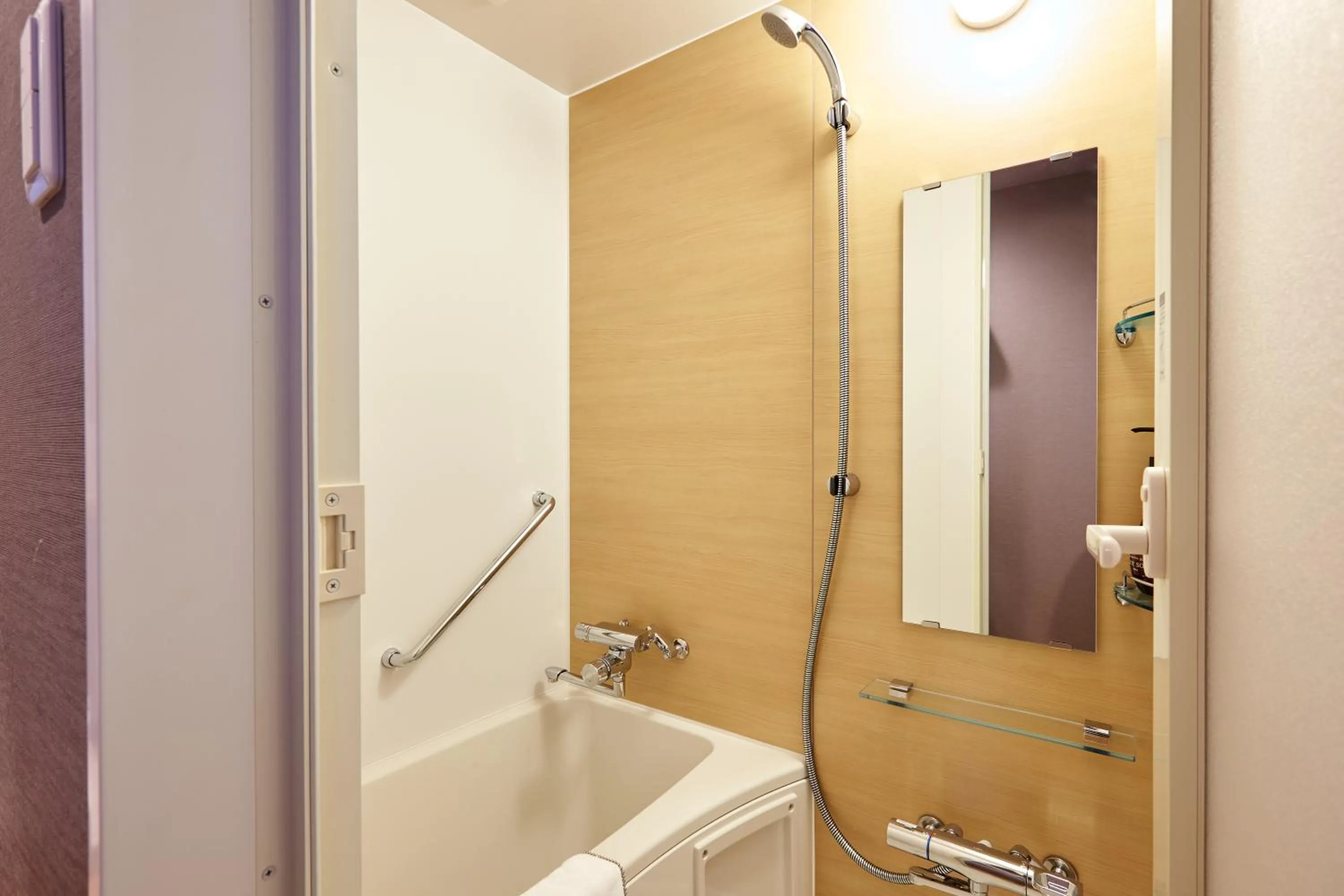 Shower in NAHA-WEST INN