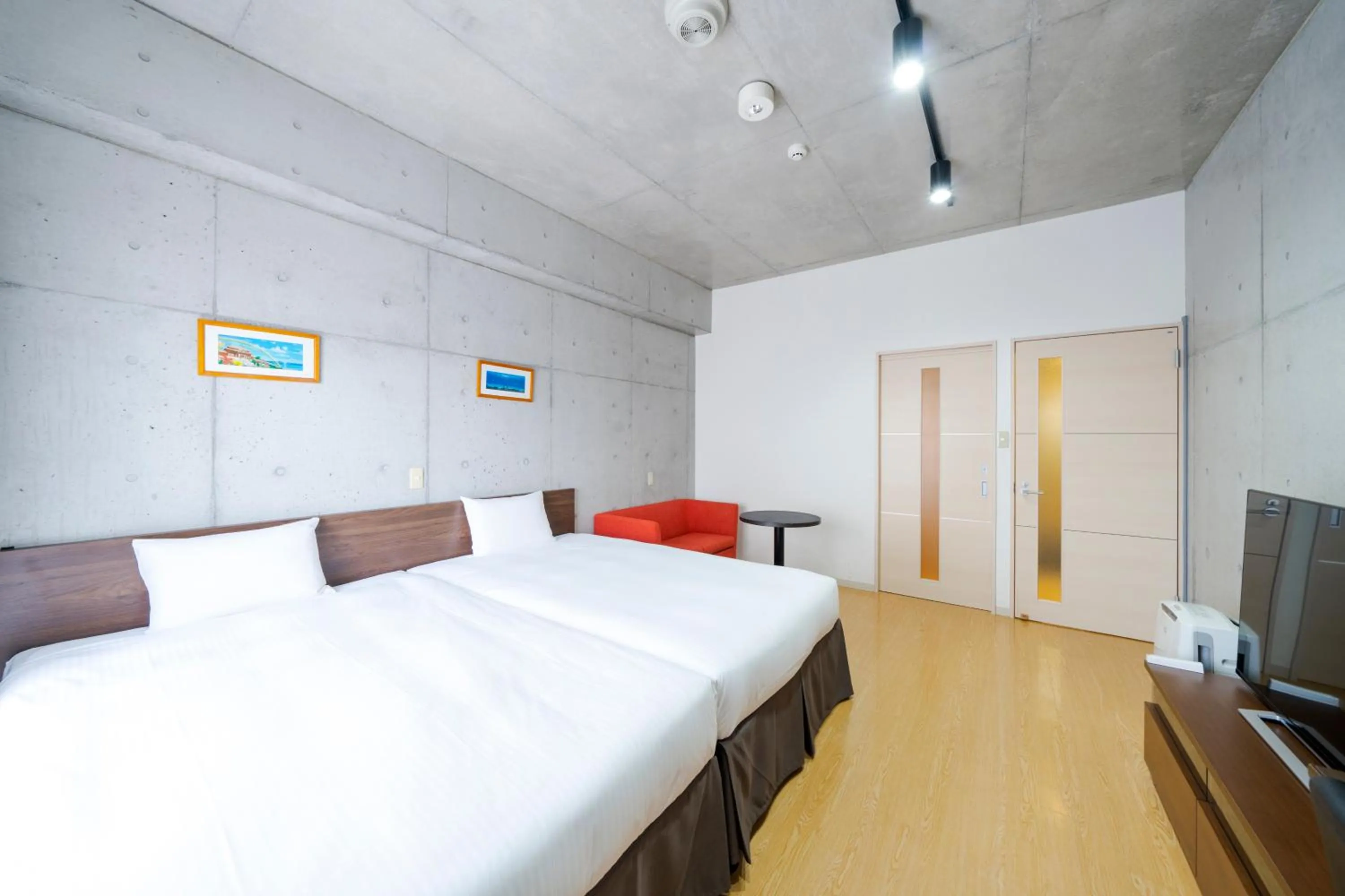 Area and facilities, Bed in NAHA-WEST INN