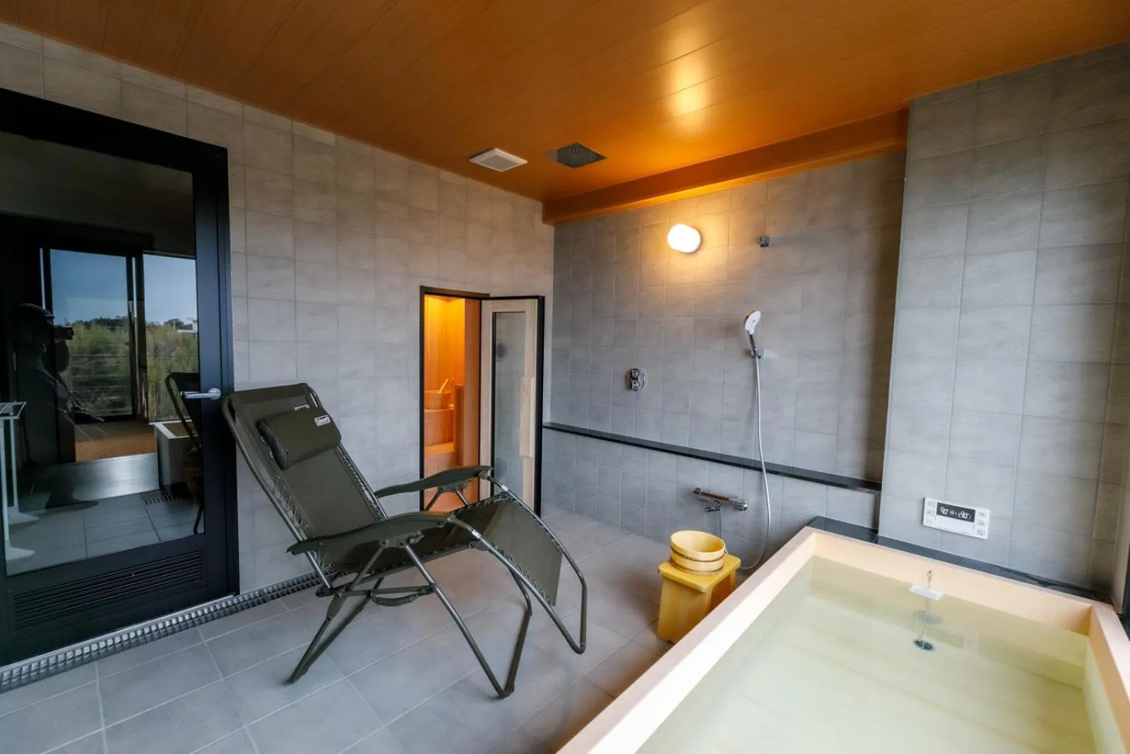 Photo of the whole room in Ise-Shima Ohtaya Healing Stay