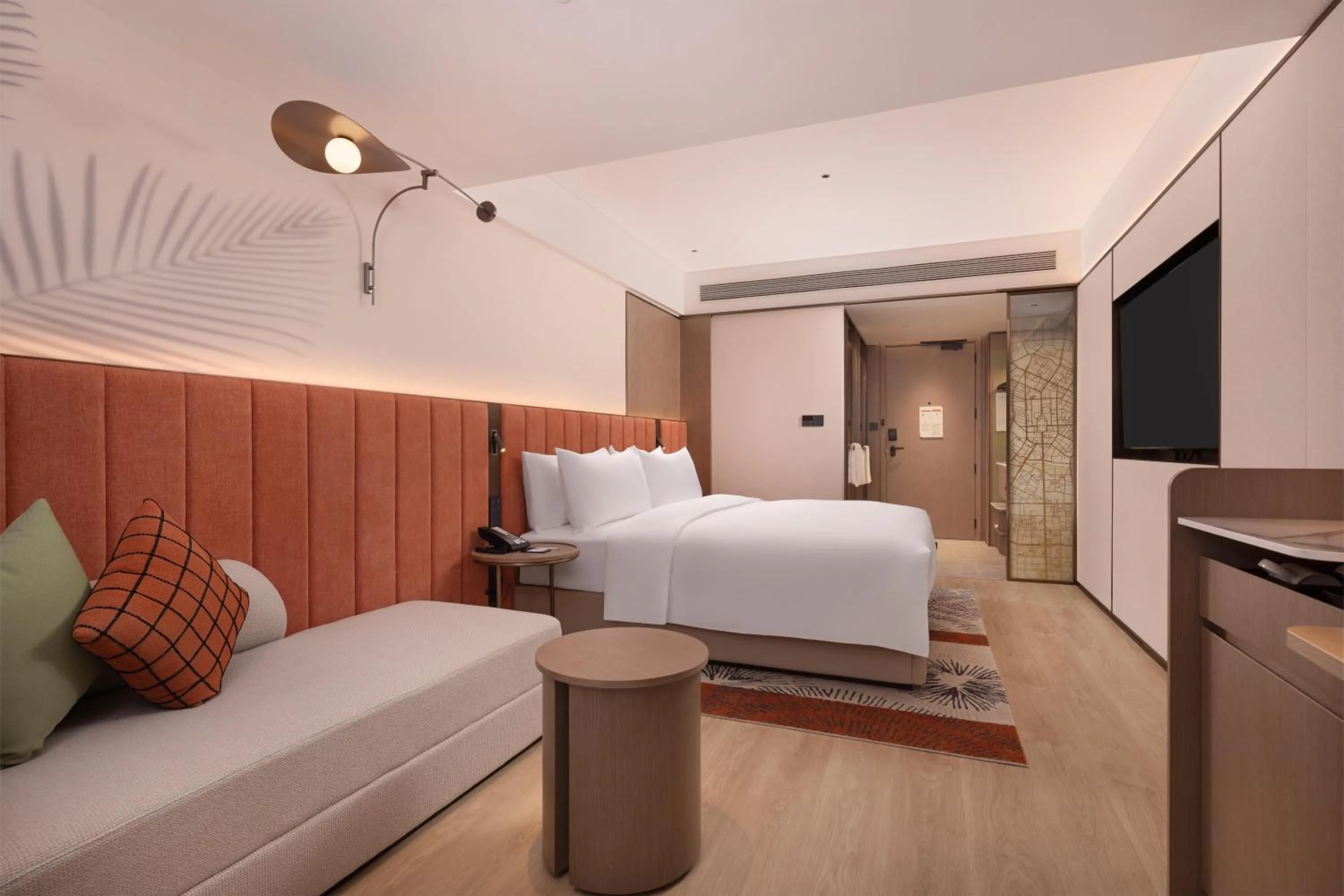 King Guest Room in Hilton Garden Inn Chengdu Huaxi Wuhou Shrine