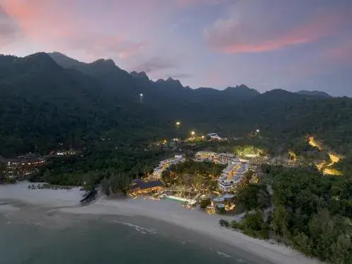 Hilton Burau Bay Langkawi Resort Hilton Burau Bay Langkawi Resort
