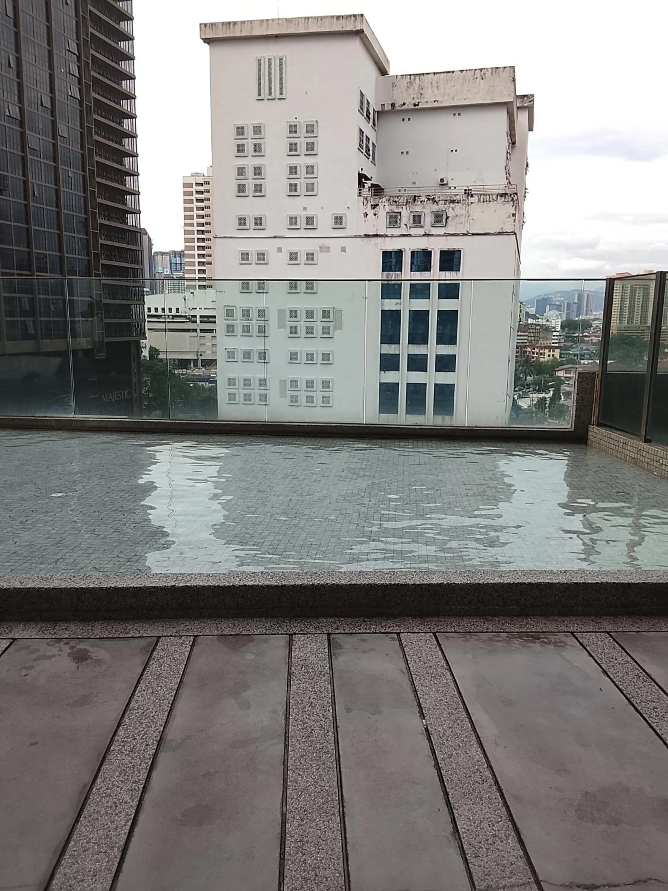 Swimming pool in Quill Luxury Suites KLCC