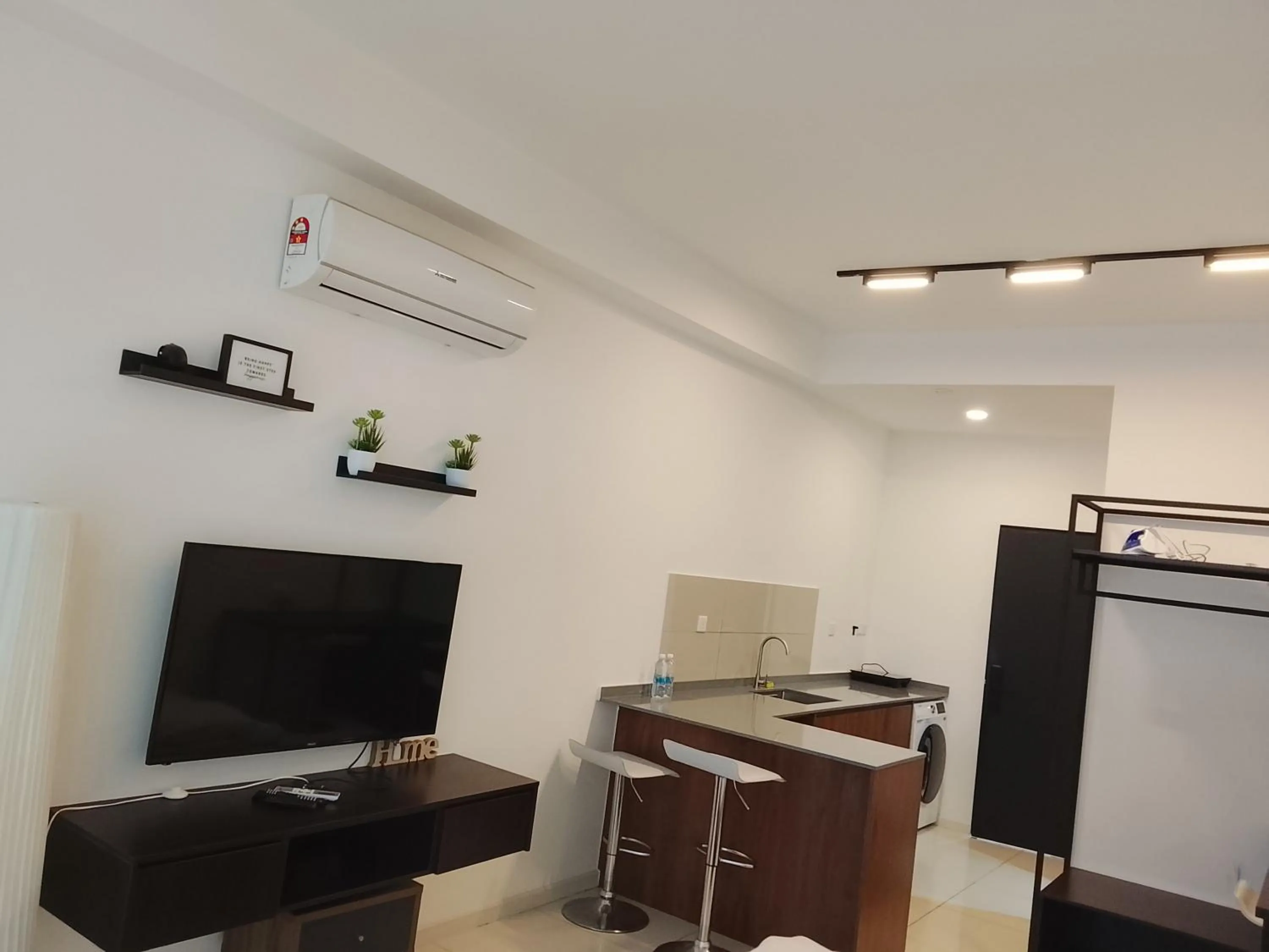 TV and multimedia in Quill Luxury Suites KLCC