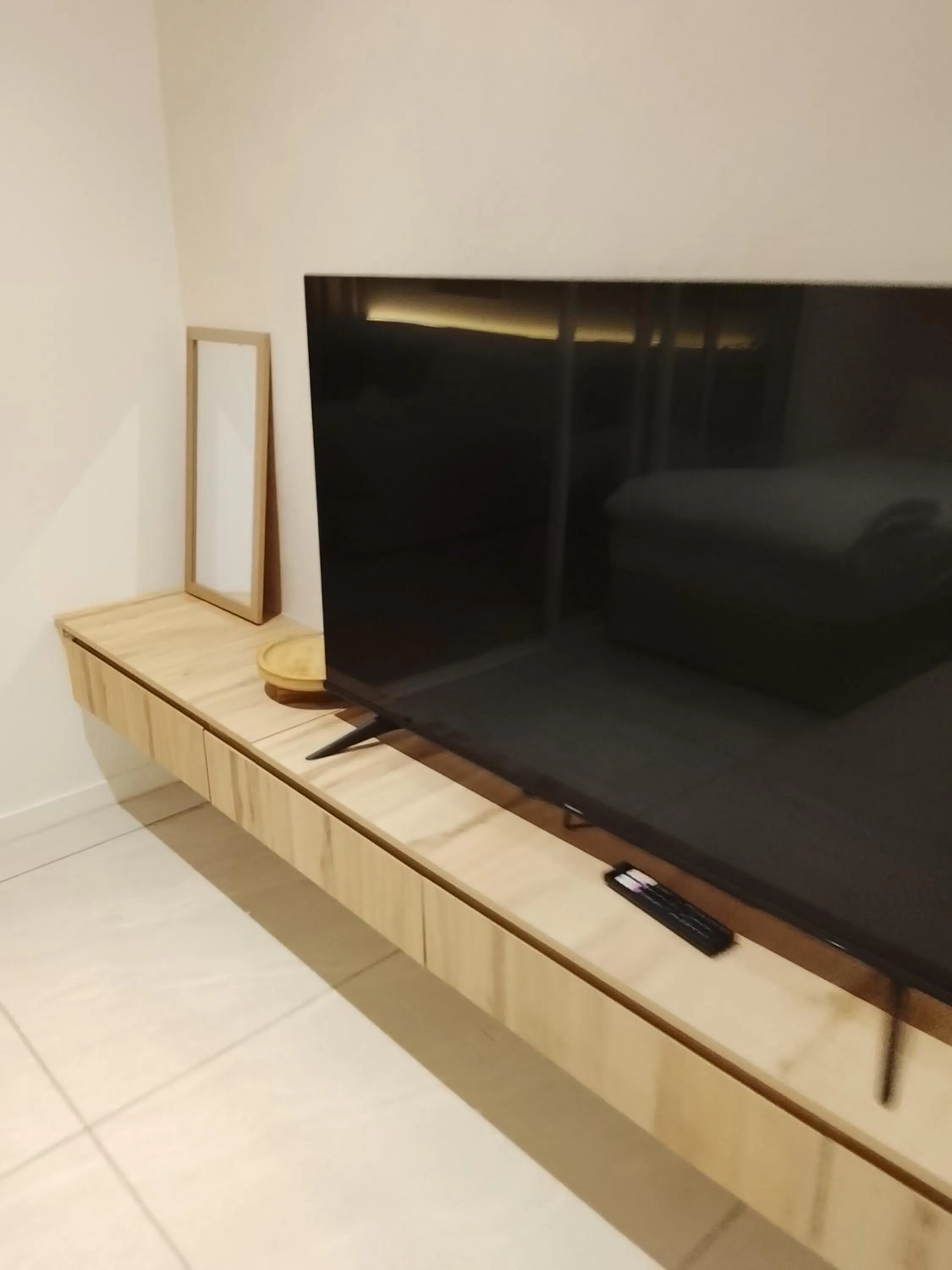 TV and multimedia in Quill Luxury Suites KLCC