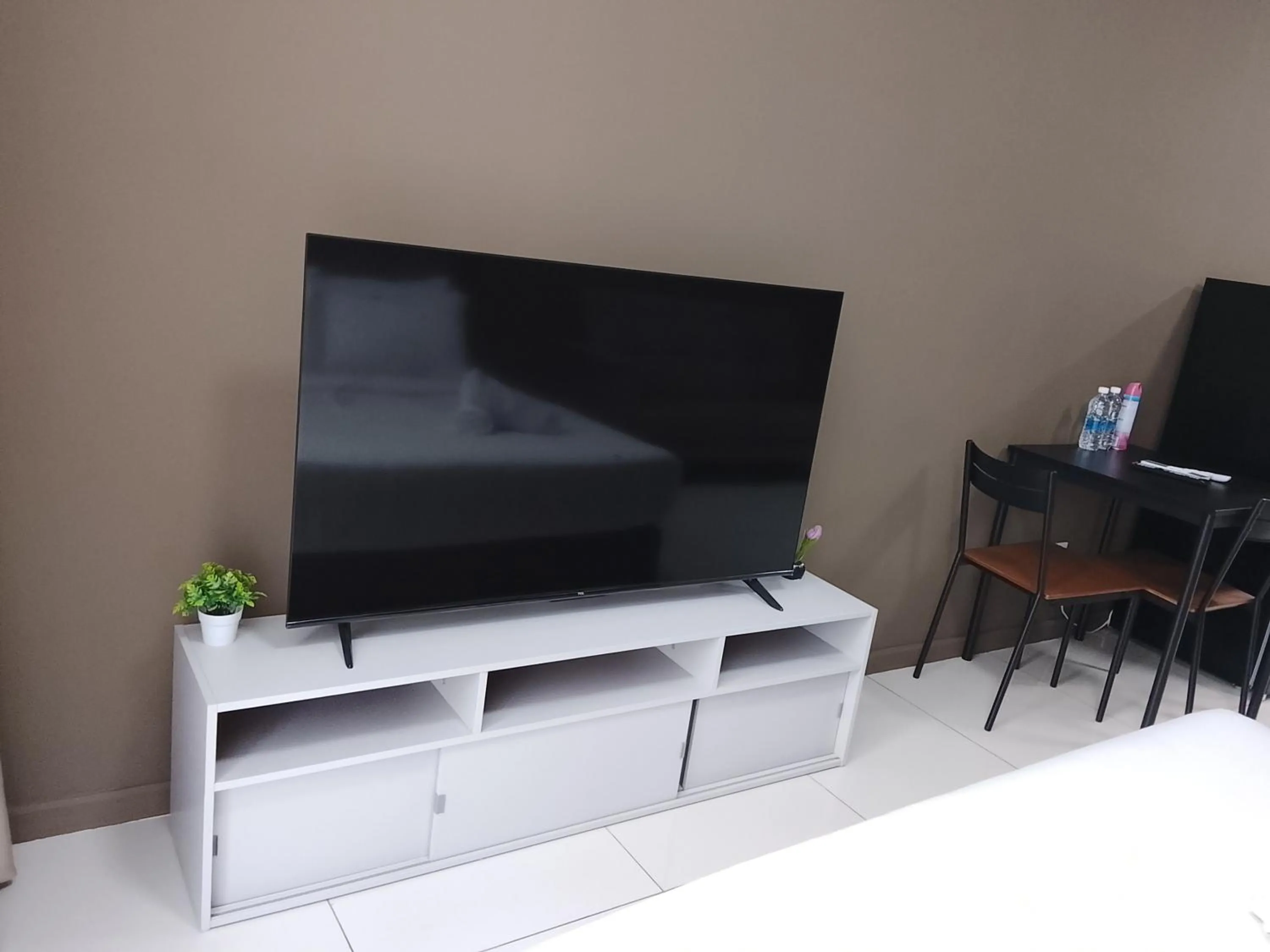 TV and multimedia in Quill Luxury Suites KLCC