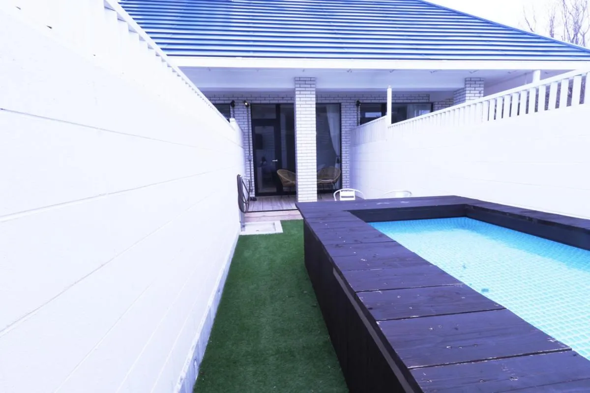 Garden in Osaka Hokko Marina HULL