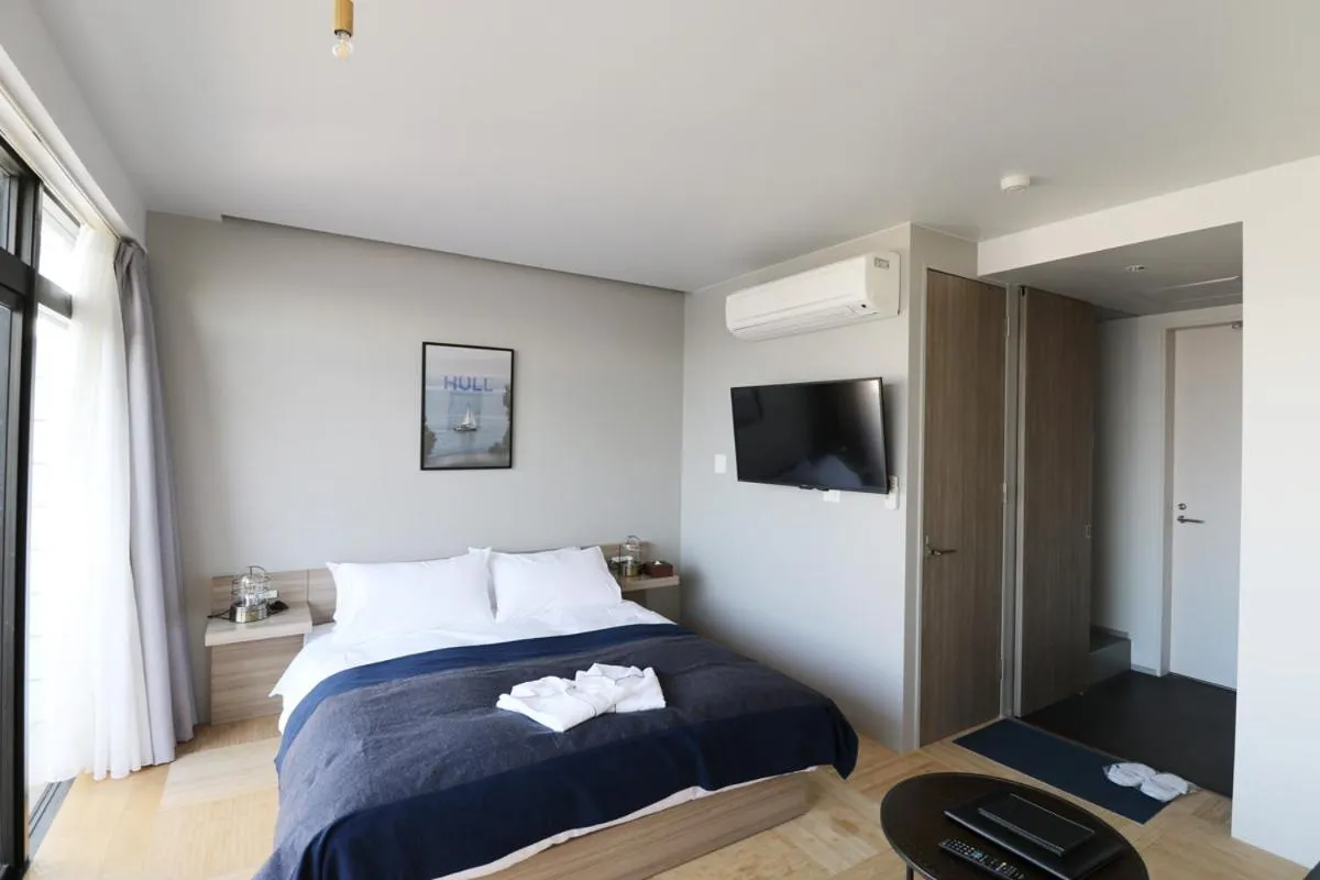 Photo of the whole room, Bed in Osaka Hokko Marina HULL