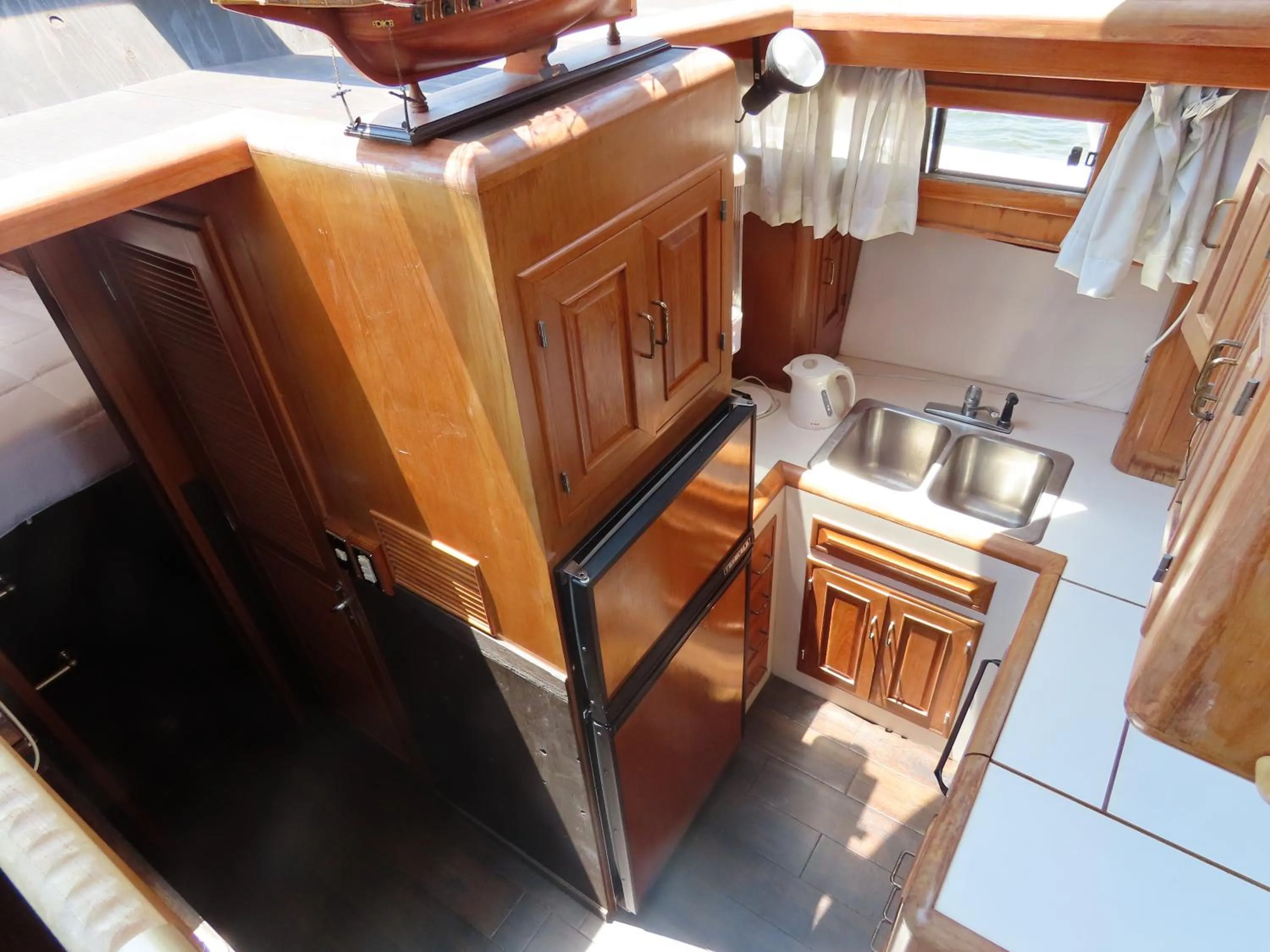 Kitchen or kitchenette in Osaka Hokko Marina HULL