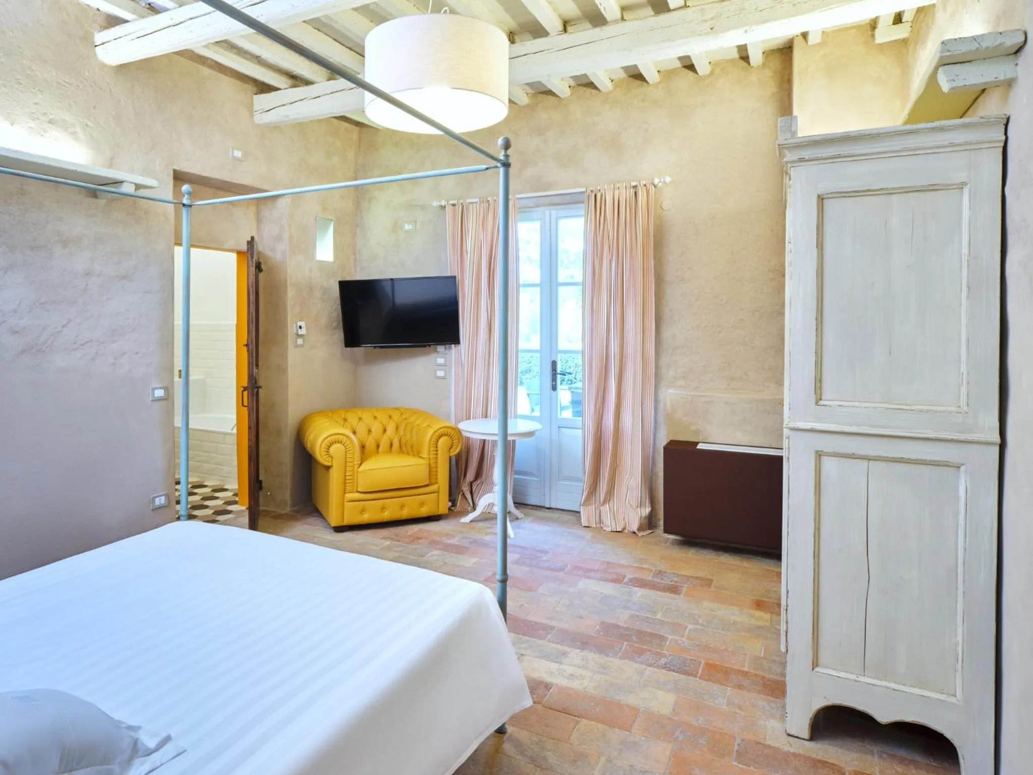 Bed in Tenuta Santi Giacomo e Filippo