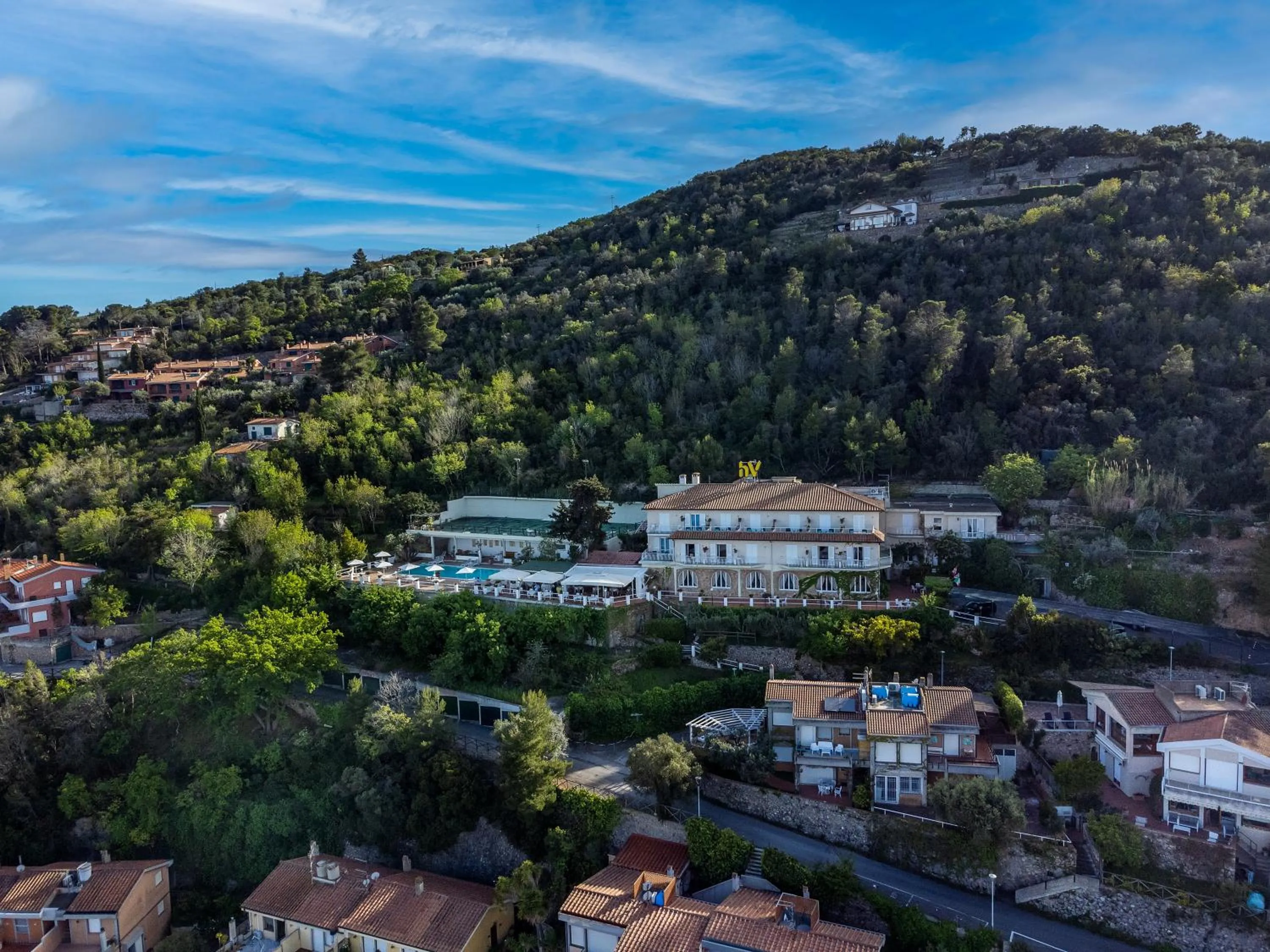 Facade/entrance in Hotel Vittoria