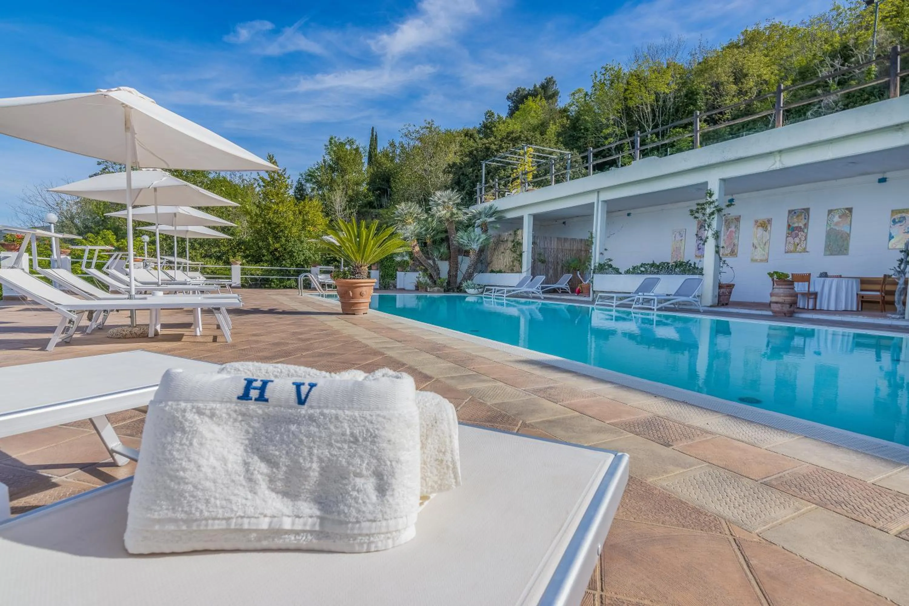 Swimming pool in Hotel Vittoria