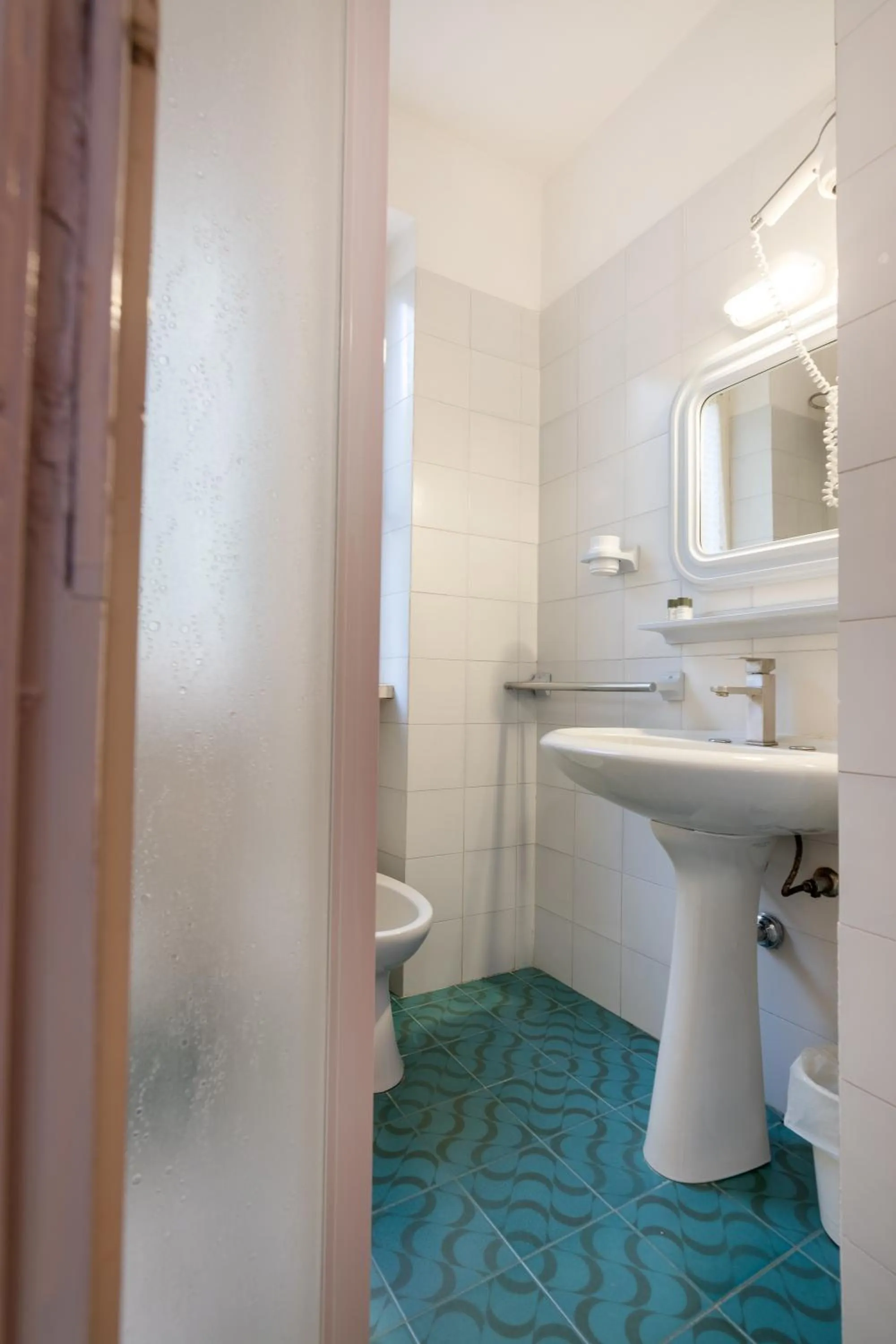 Bathroom in Hotel Vittoria